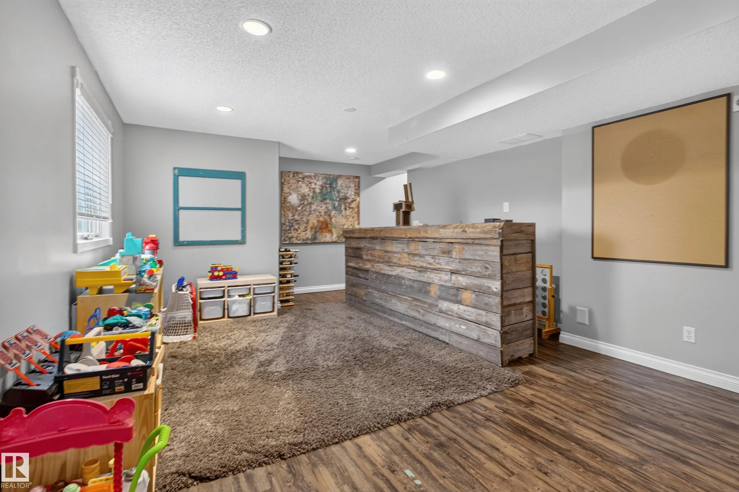35 Ridgemont Way