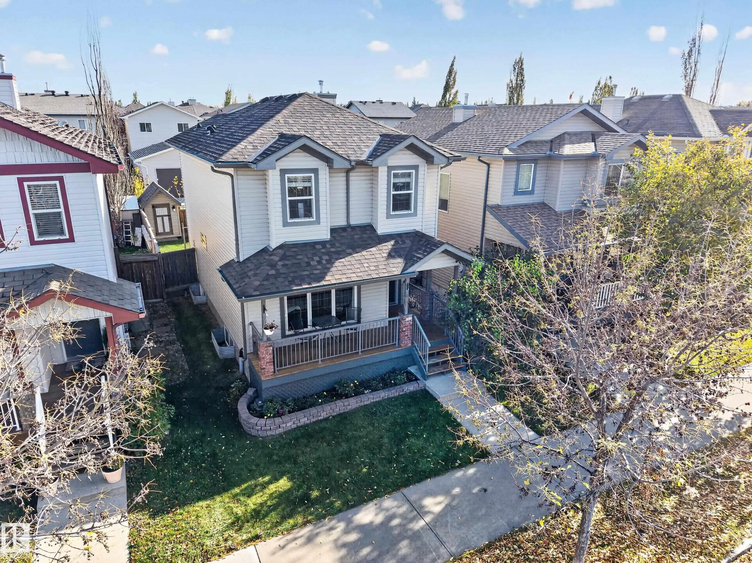 66 VENTURA Street