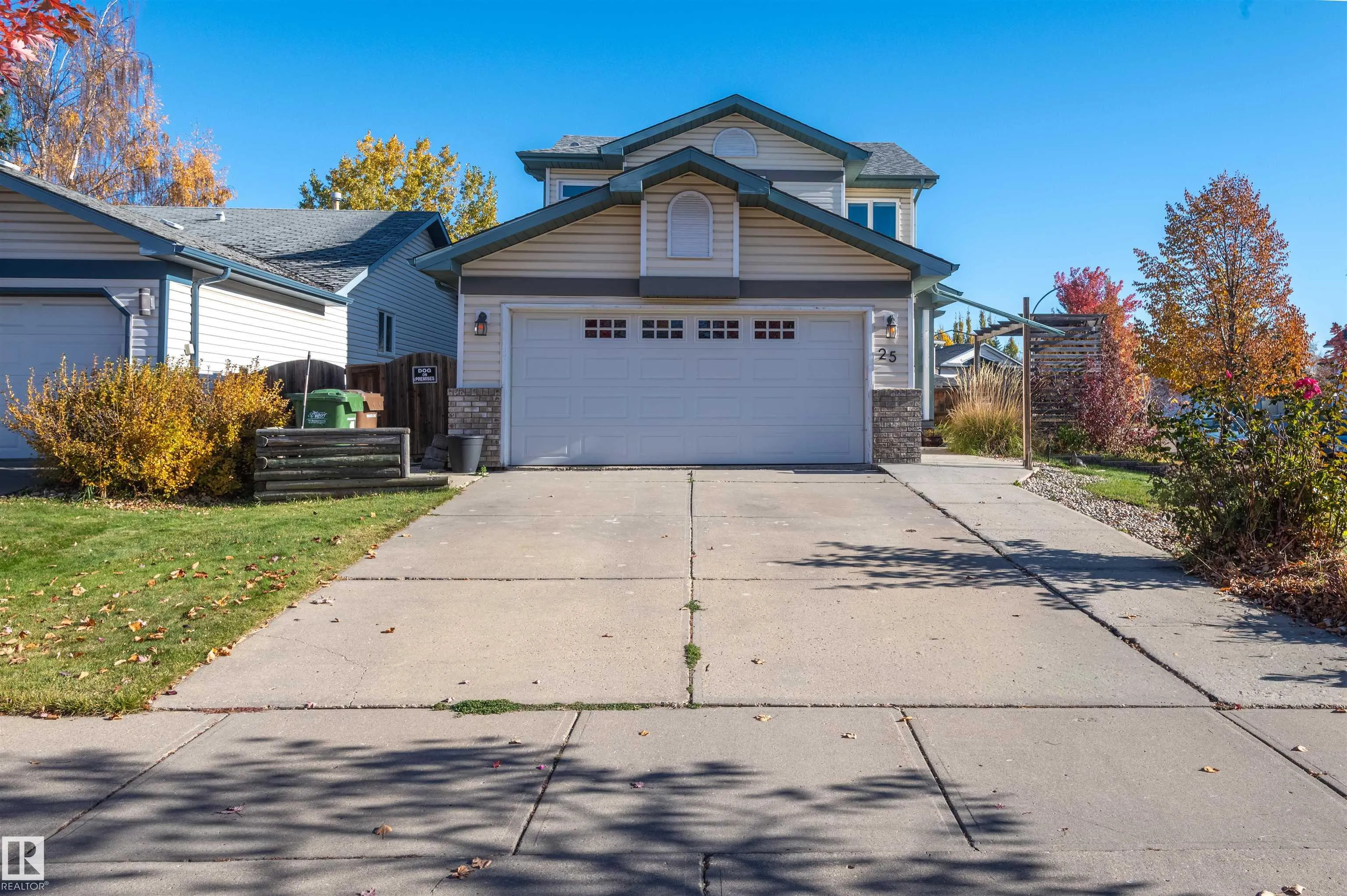 25 Hansen Close