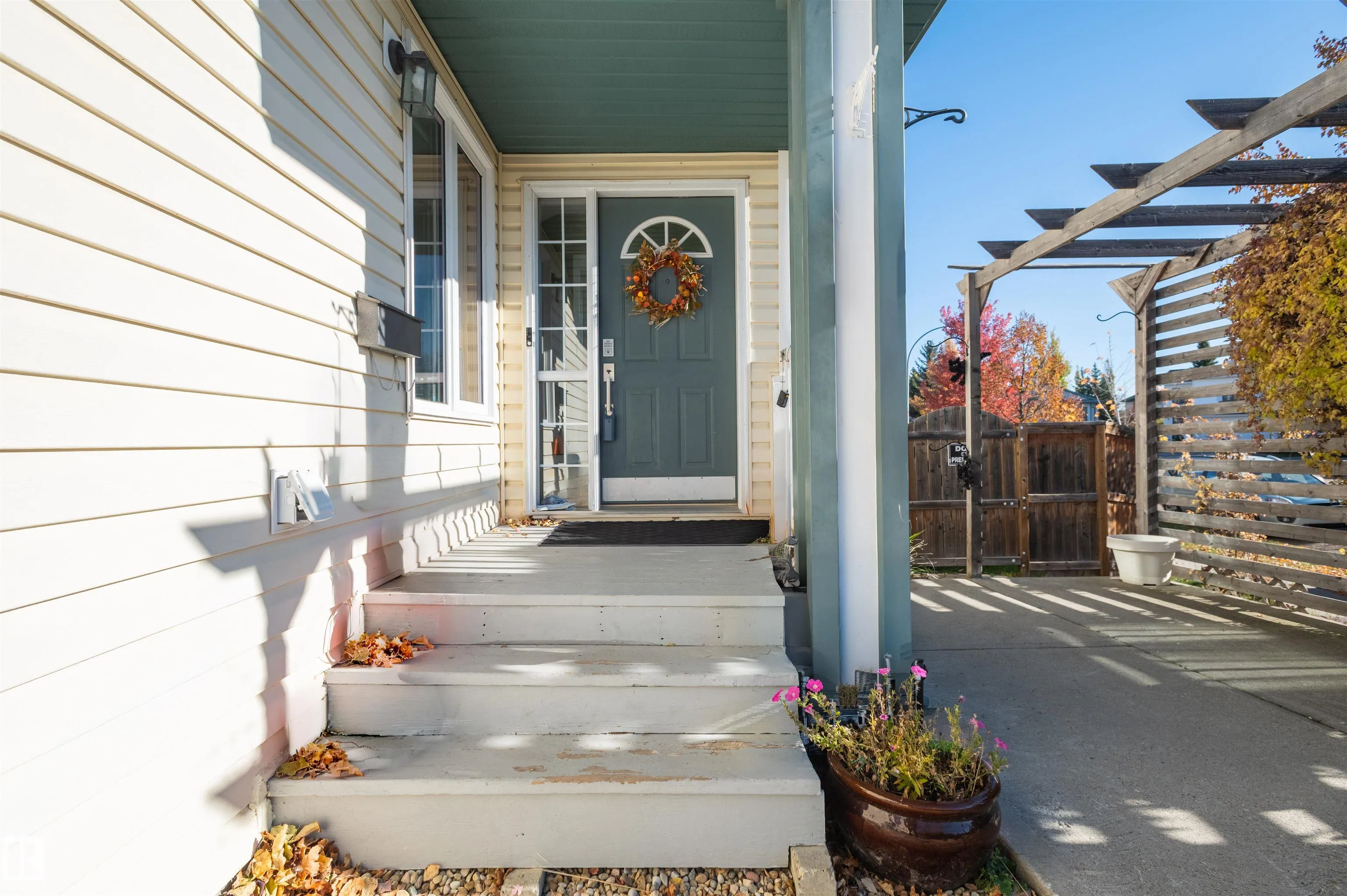 25 Hansen Close