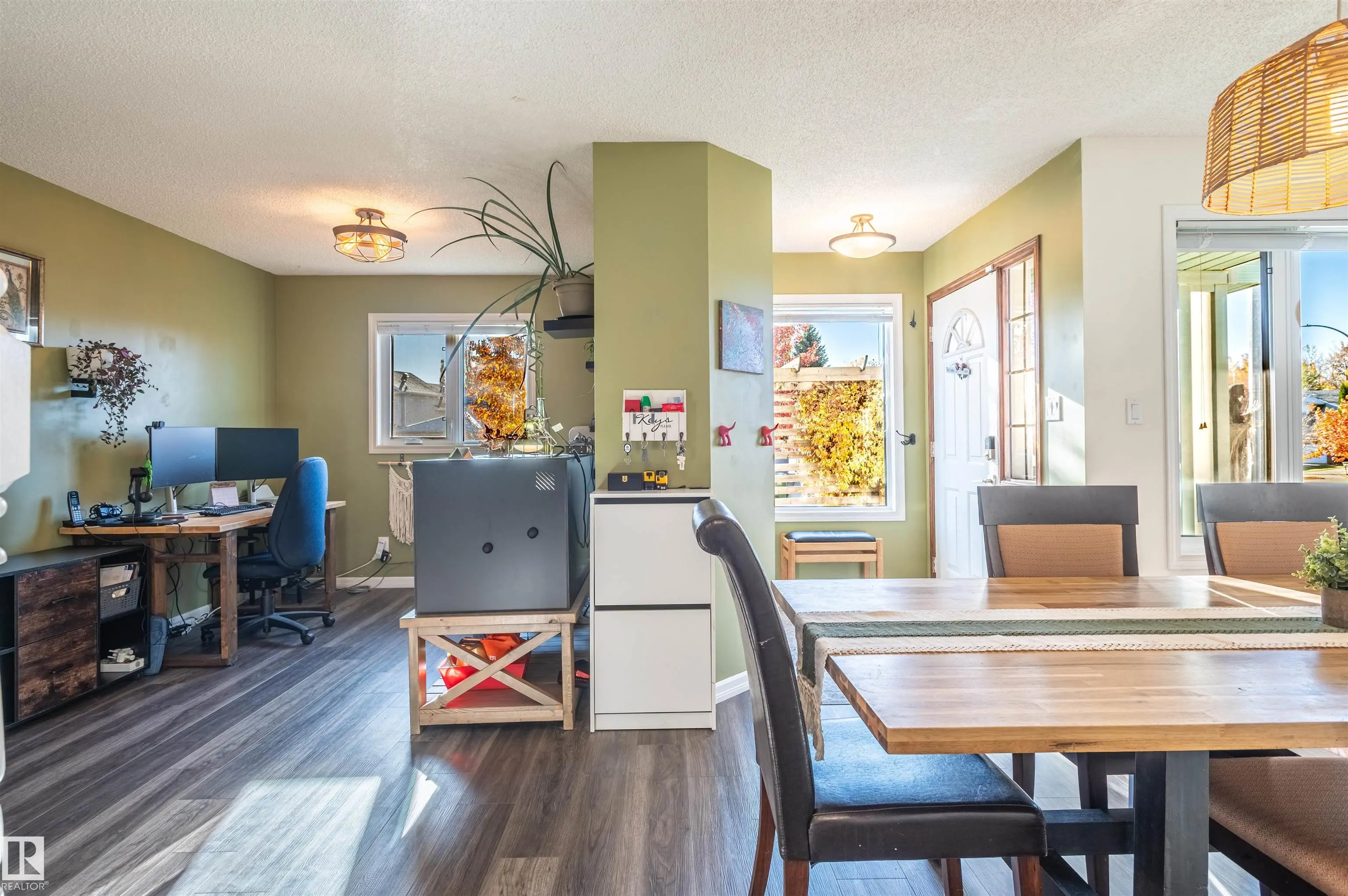 25 Hansen Close