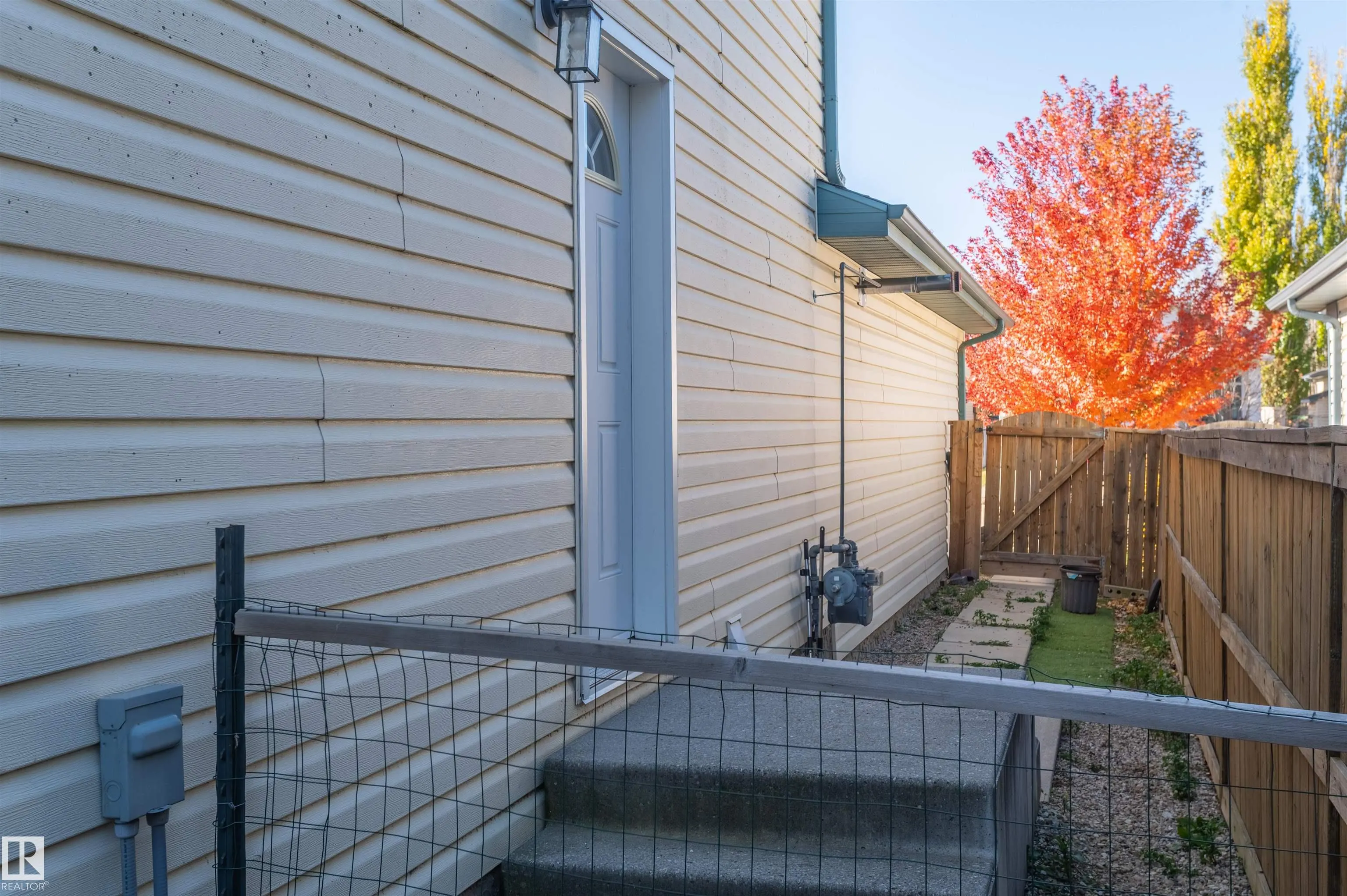 25 Hansen Close