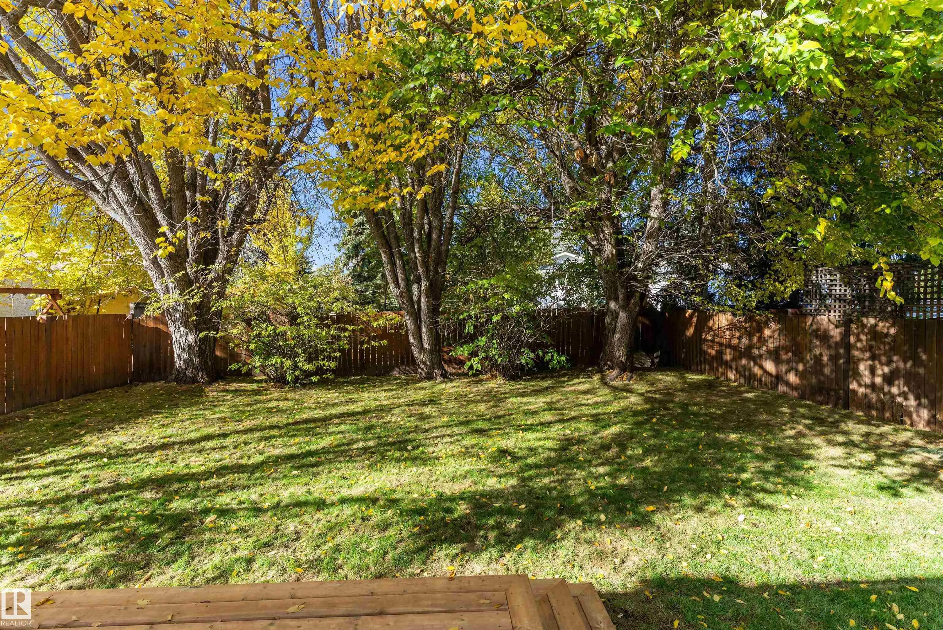 1 LARSON Avenue