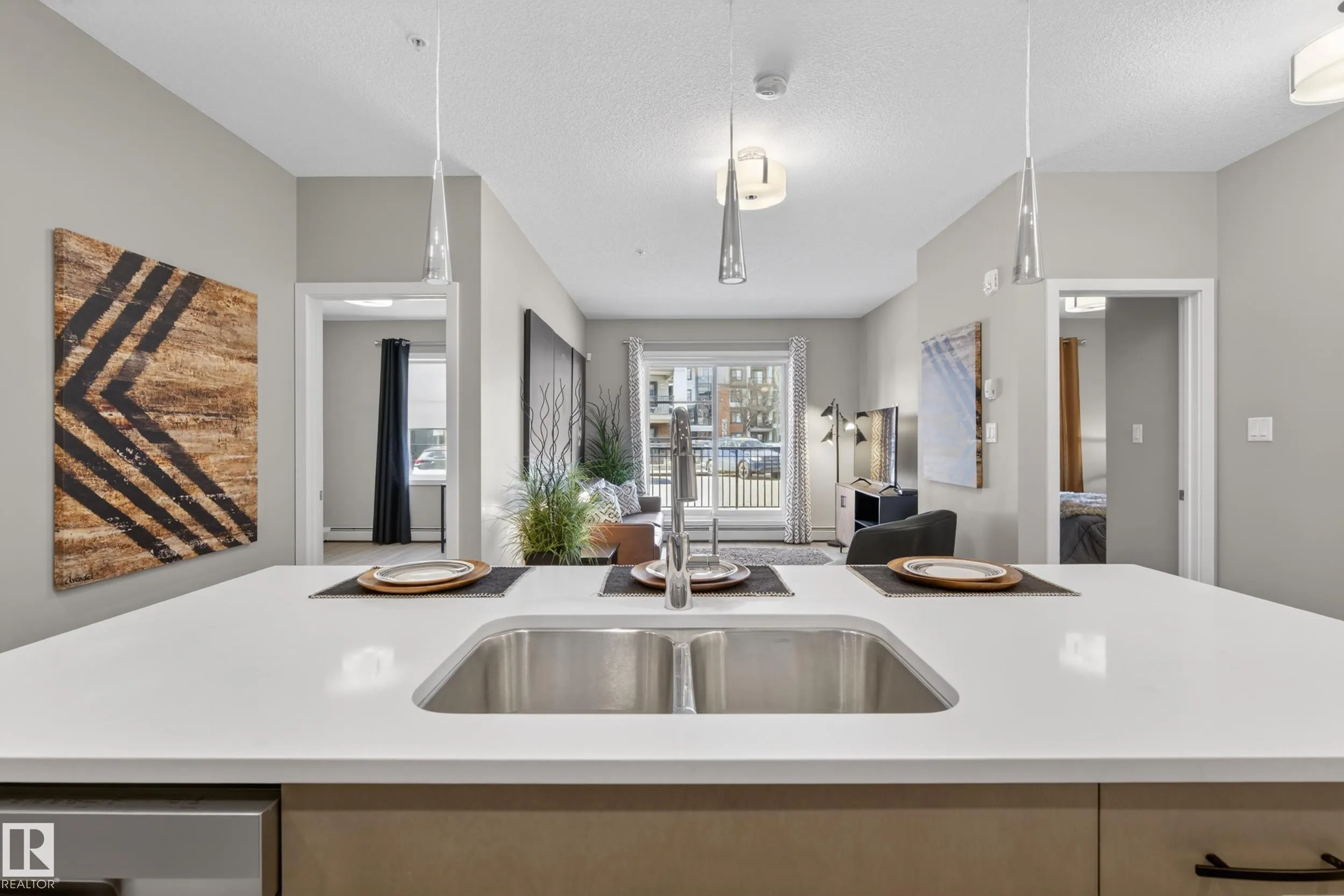 1154 ADAMSON Drive