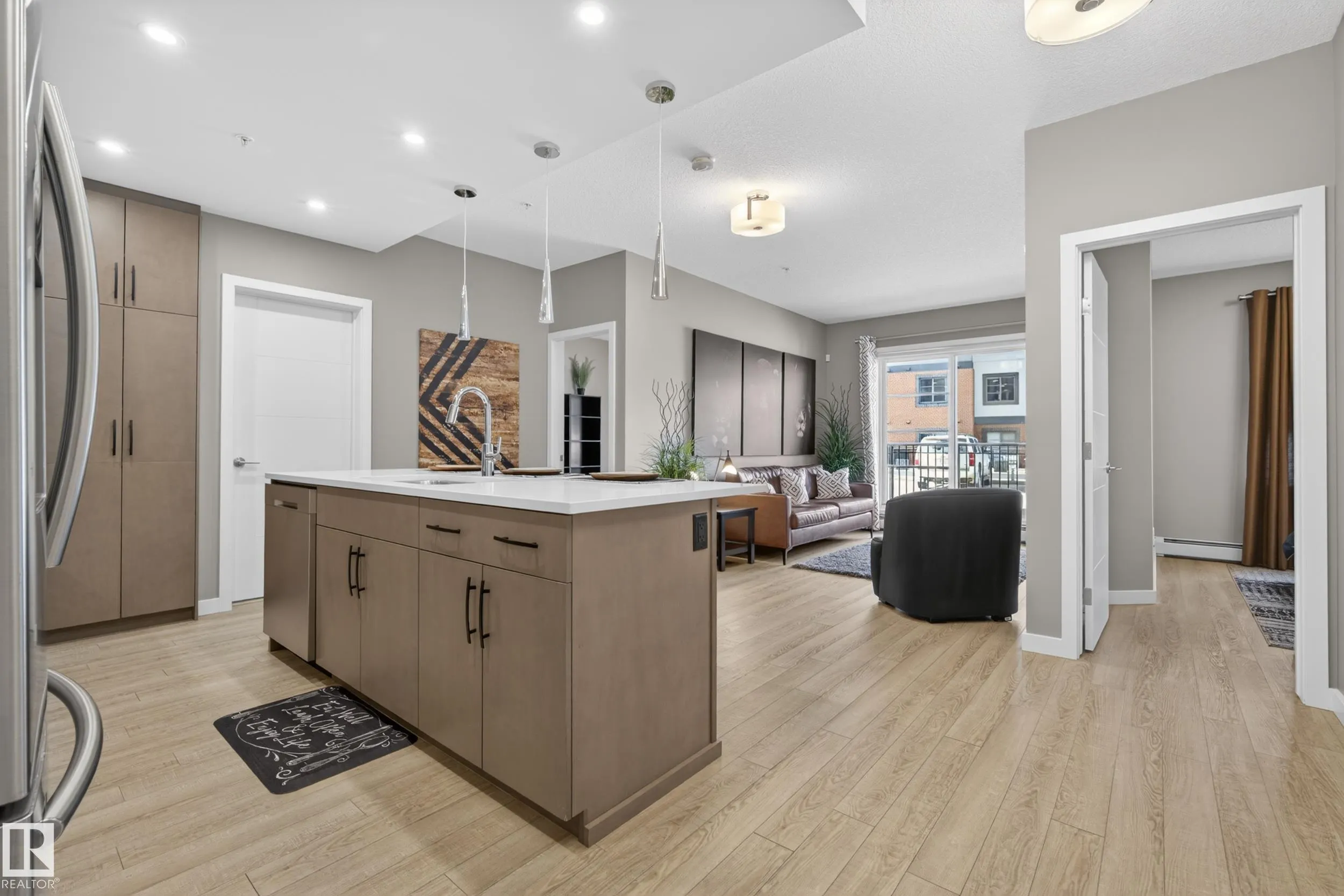 1154 ADAMSON Drive