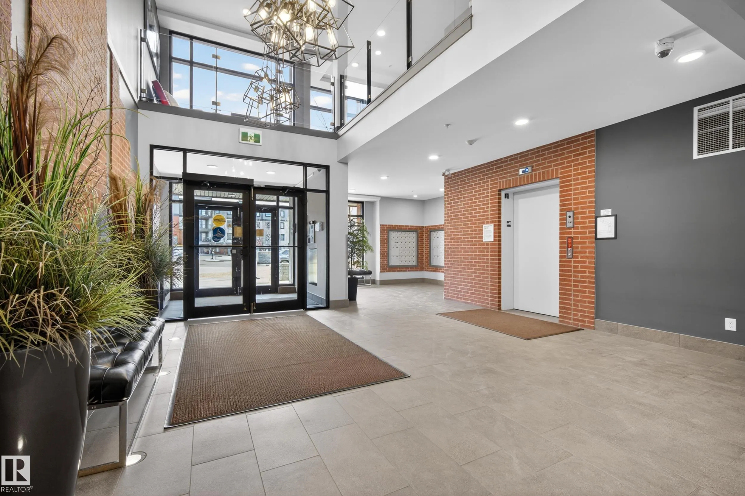 1154 ADAMSON Drive