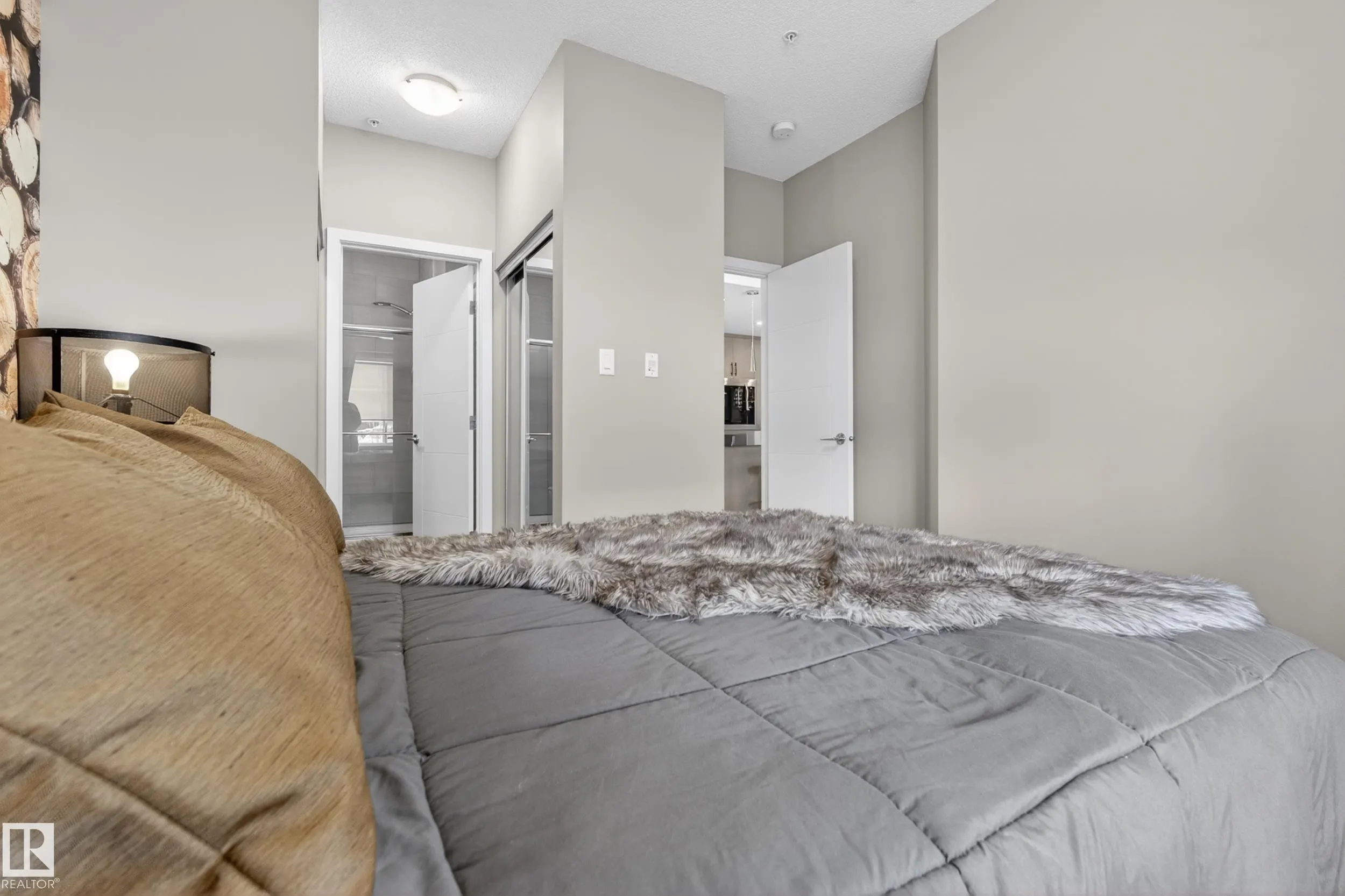 1154 ADAMSON Drive