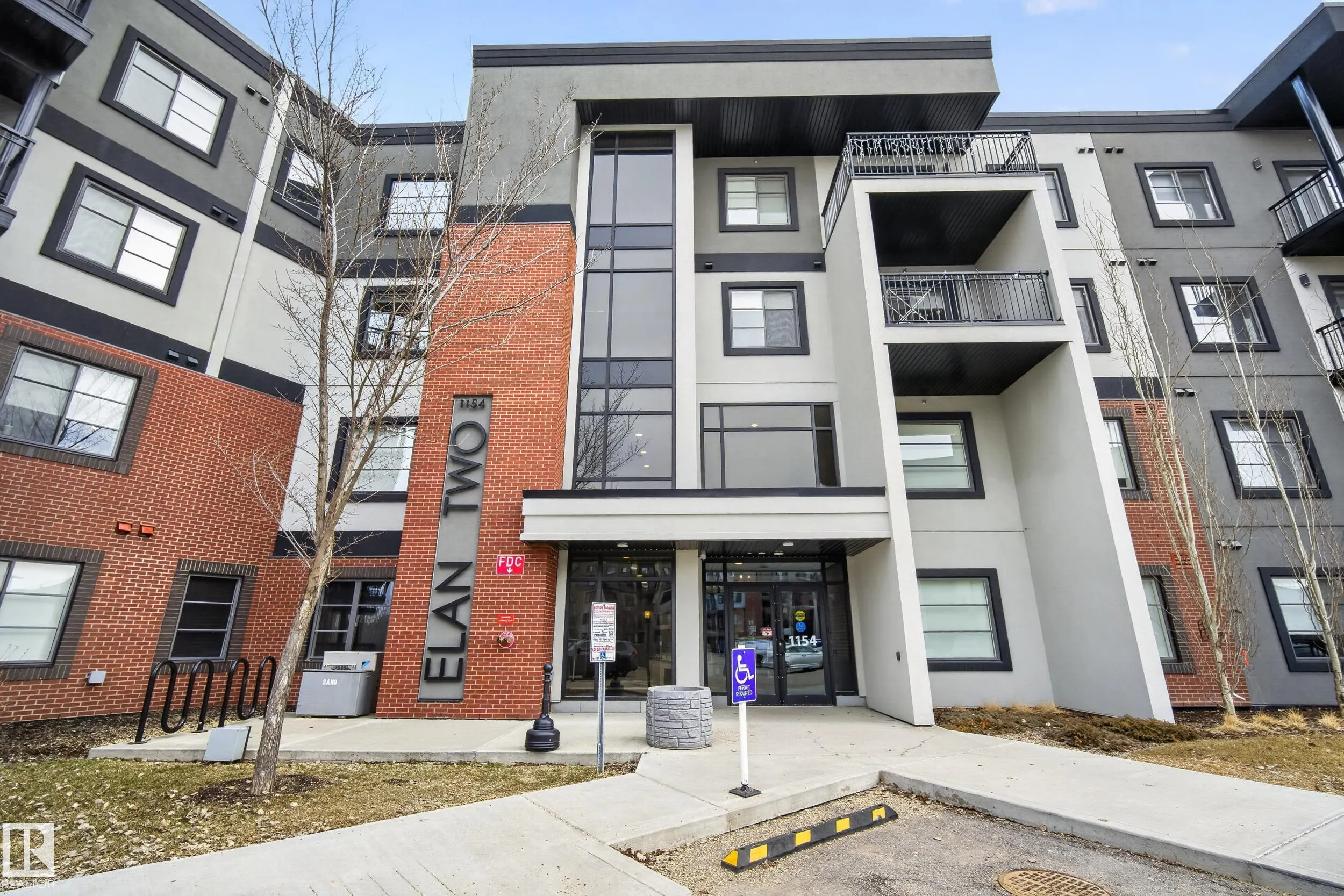 1154 ADAMSON Drive
