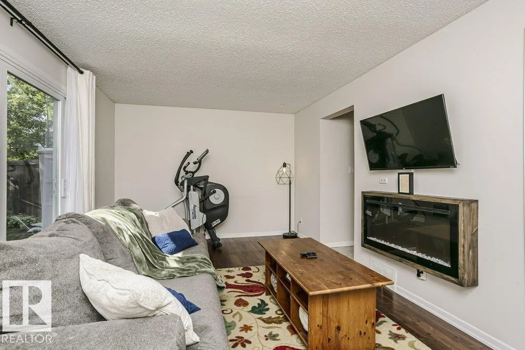 117 WOODSTOCK