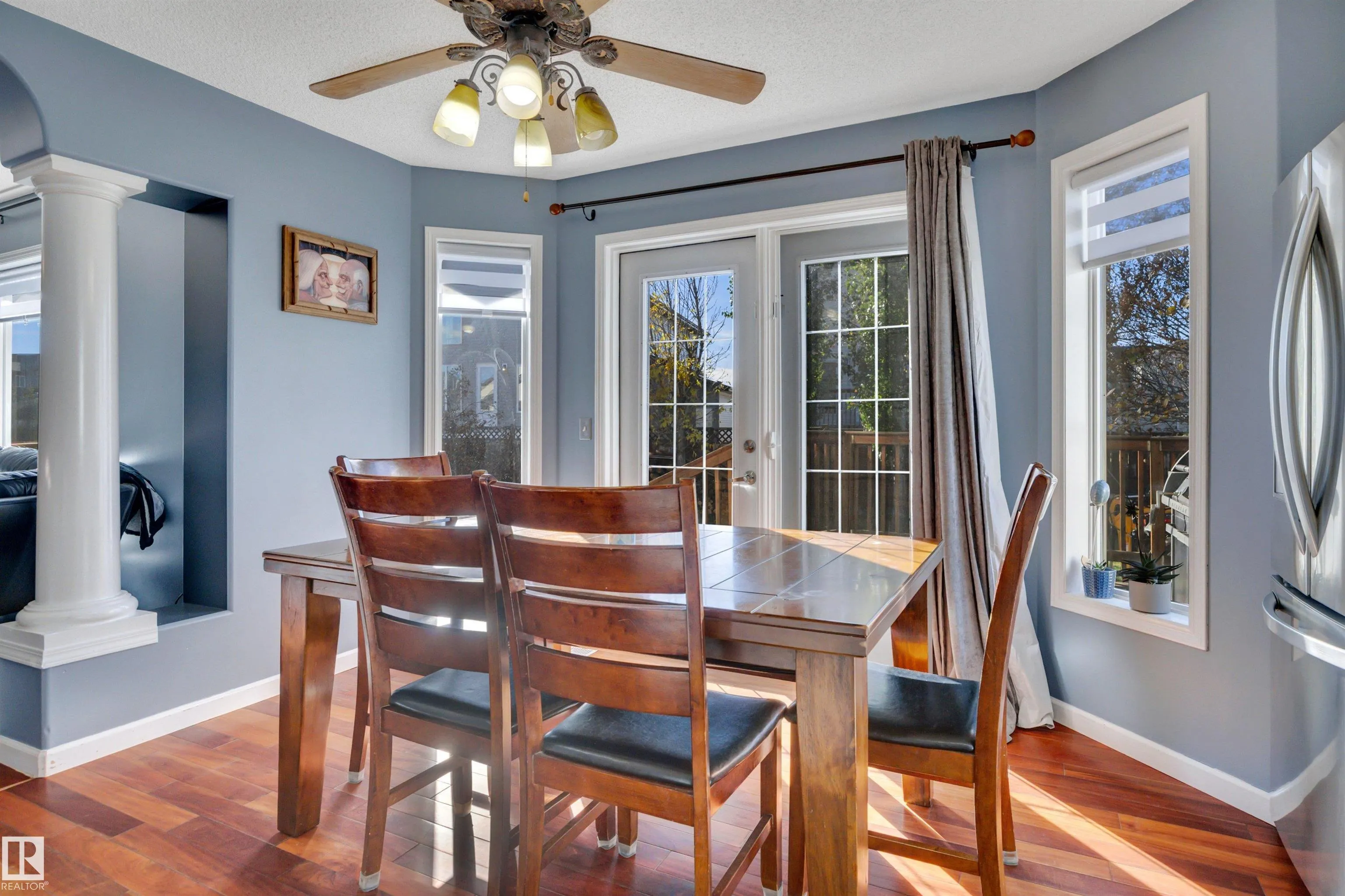 32 MOBERG Road