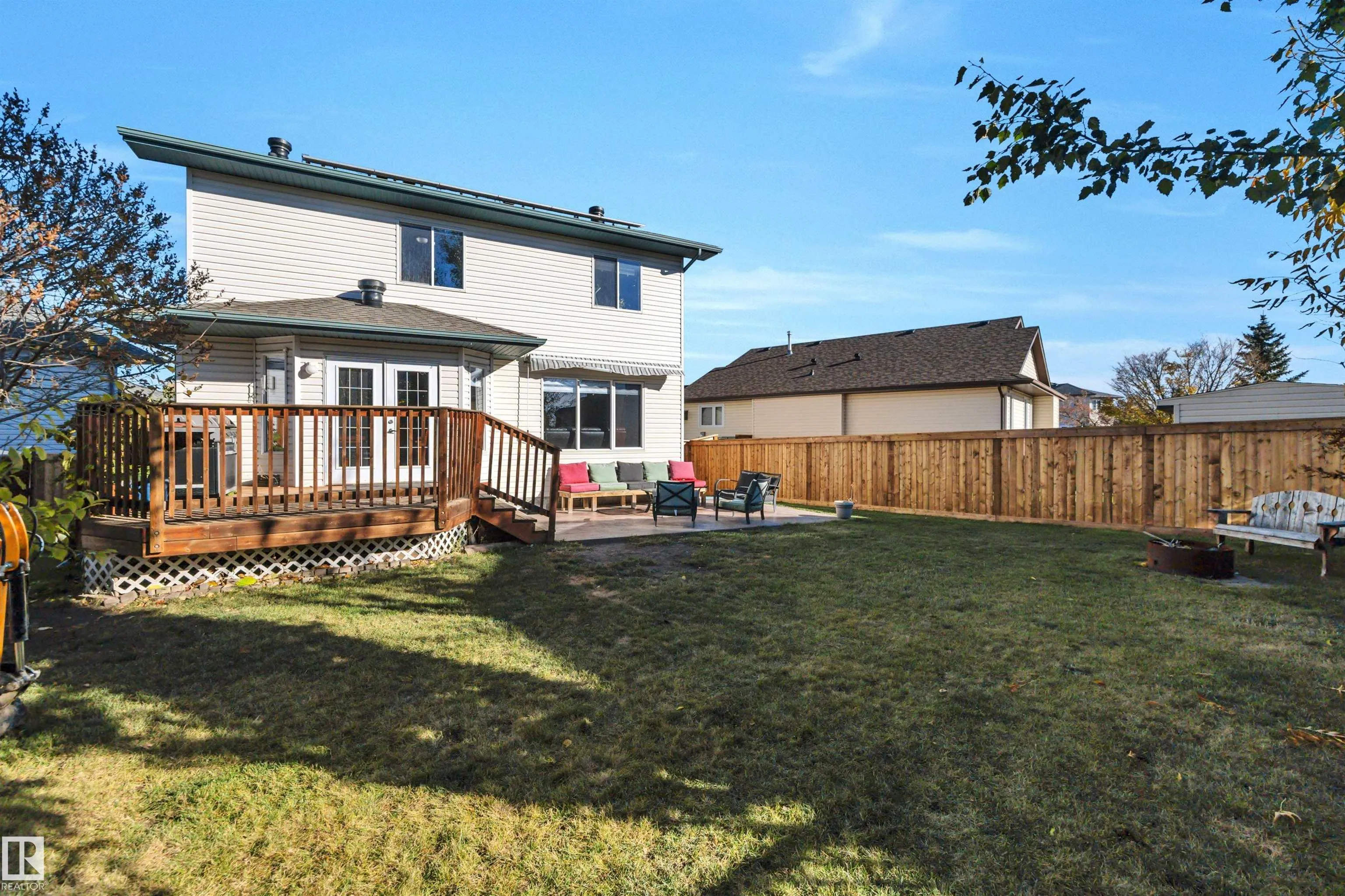 32 MOBERG Road