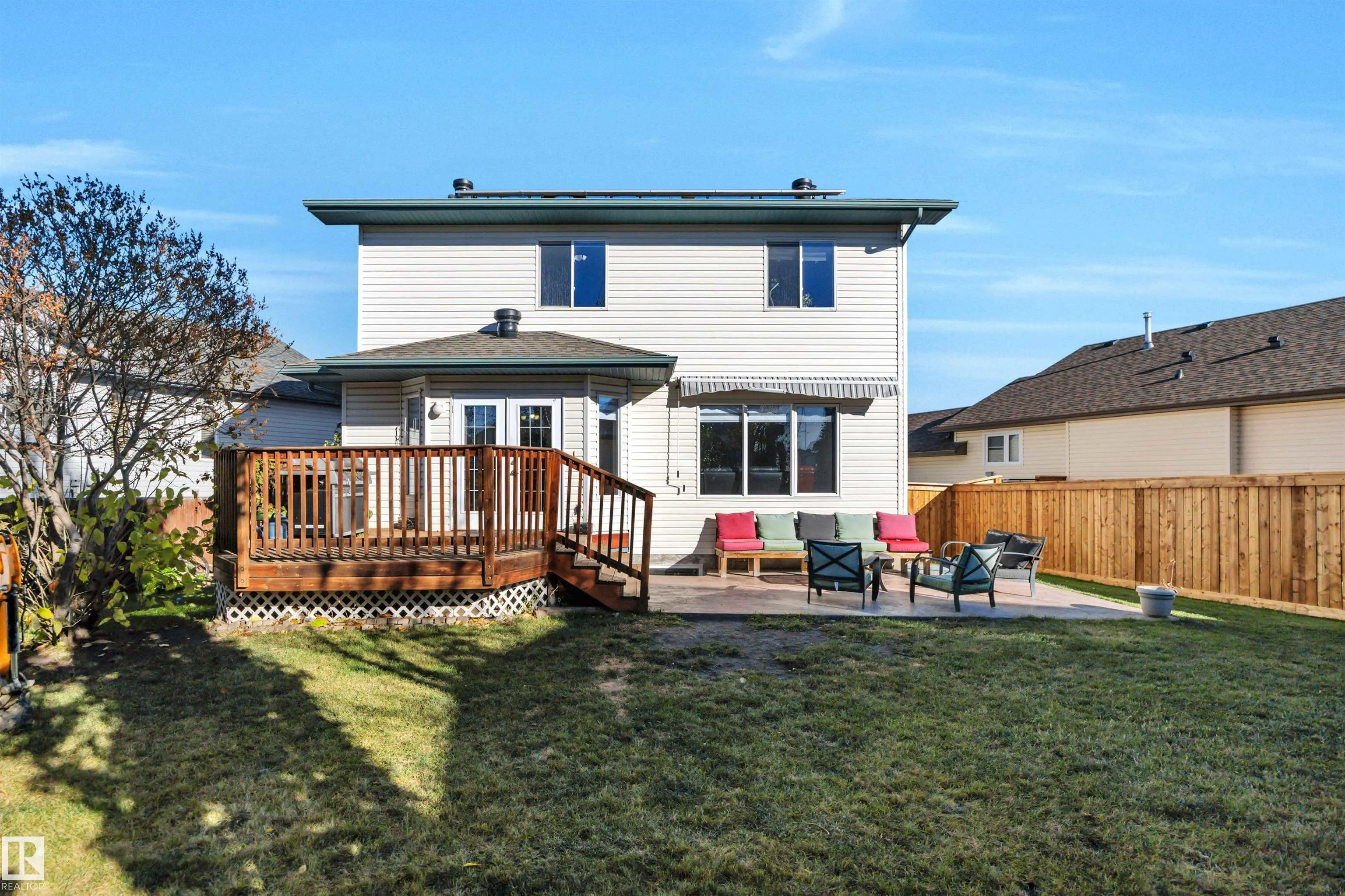 32 MOBERG Road