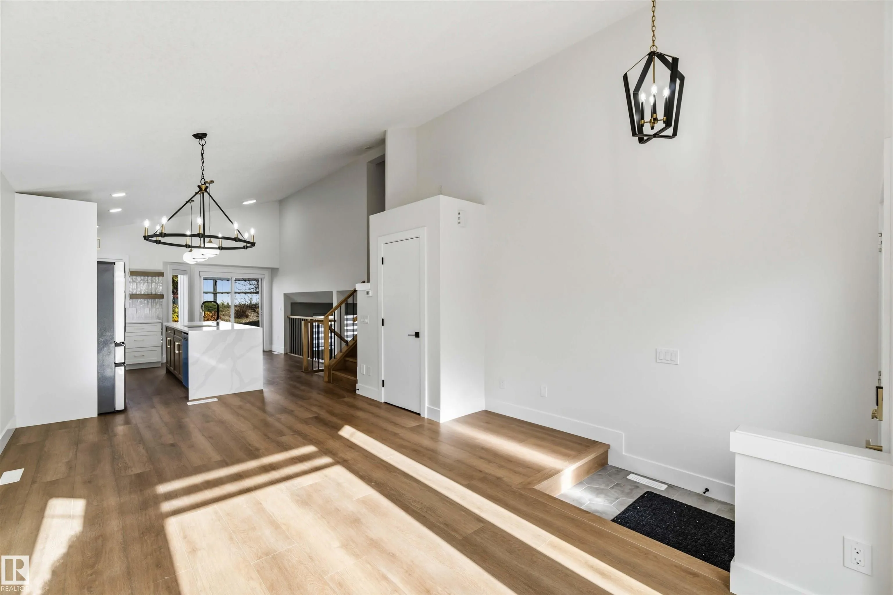 343 JILLINGS Crescent