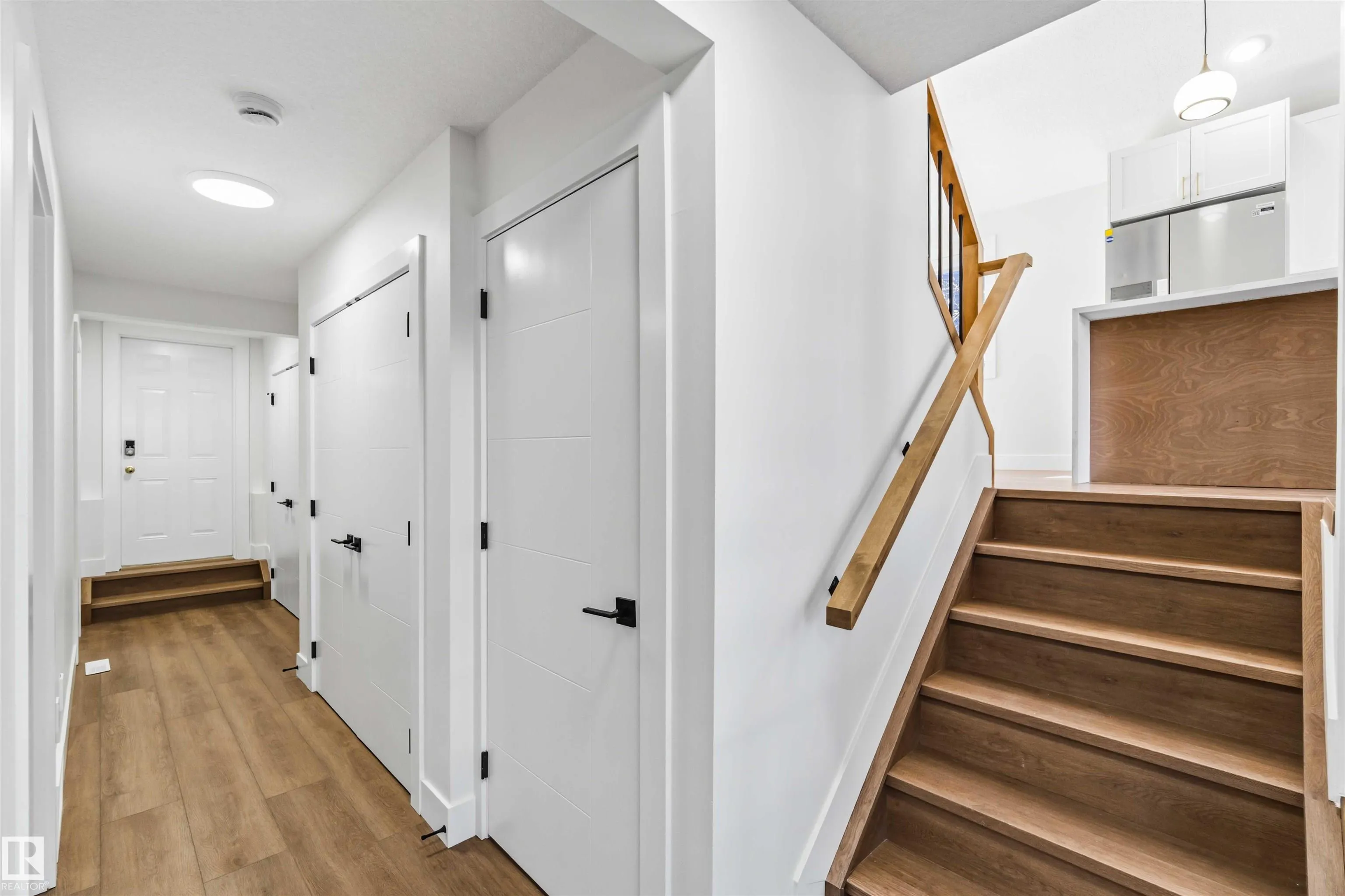 343 JILLINGS Crescent