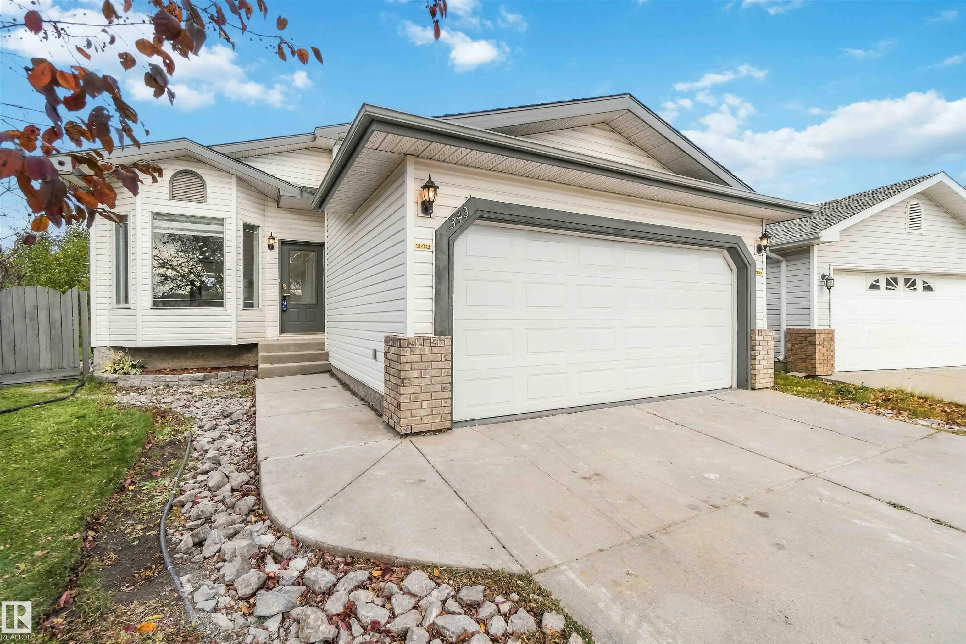 343 JILLINGS Crescent