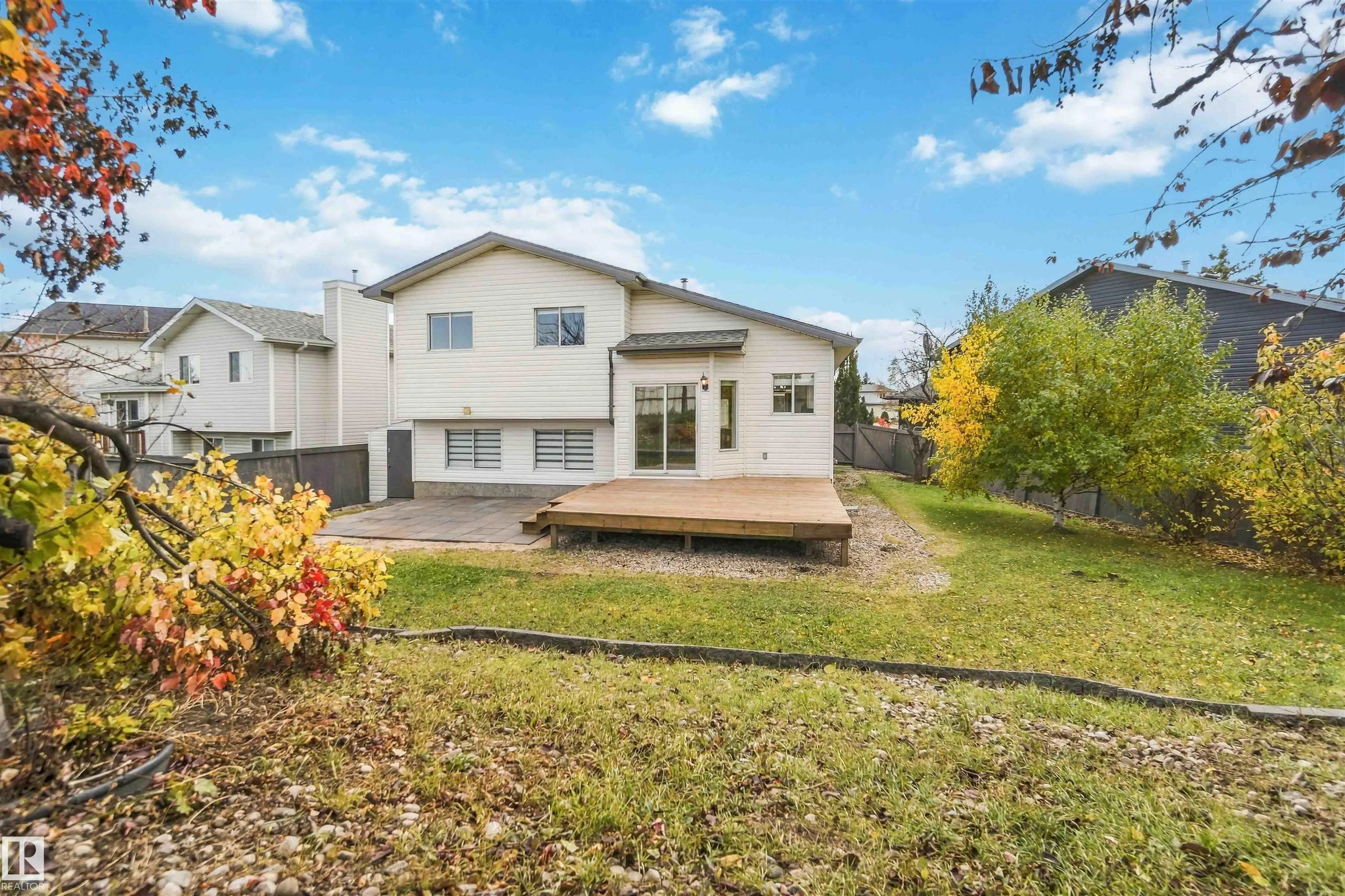 343 JILLINGS Crescent