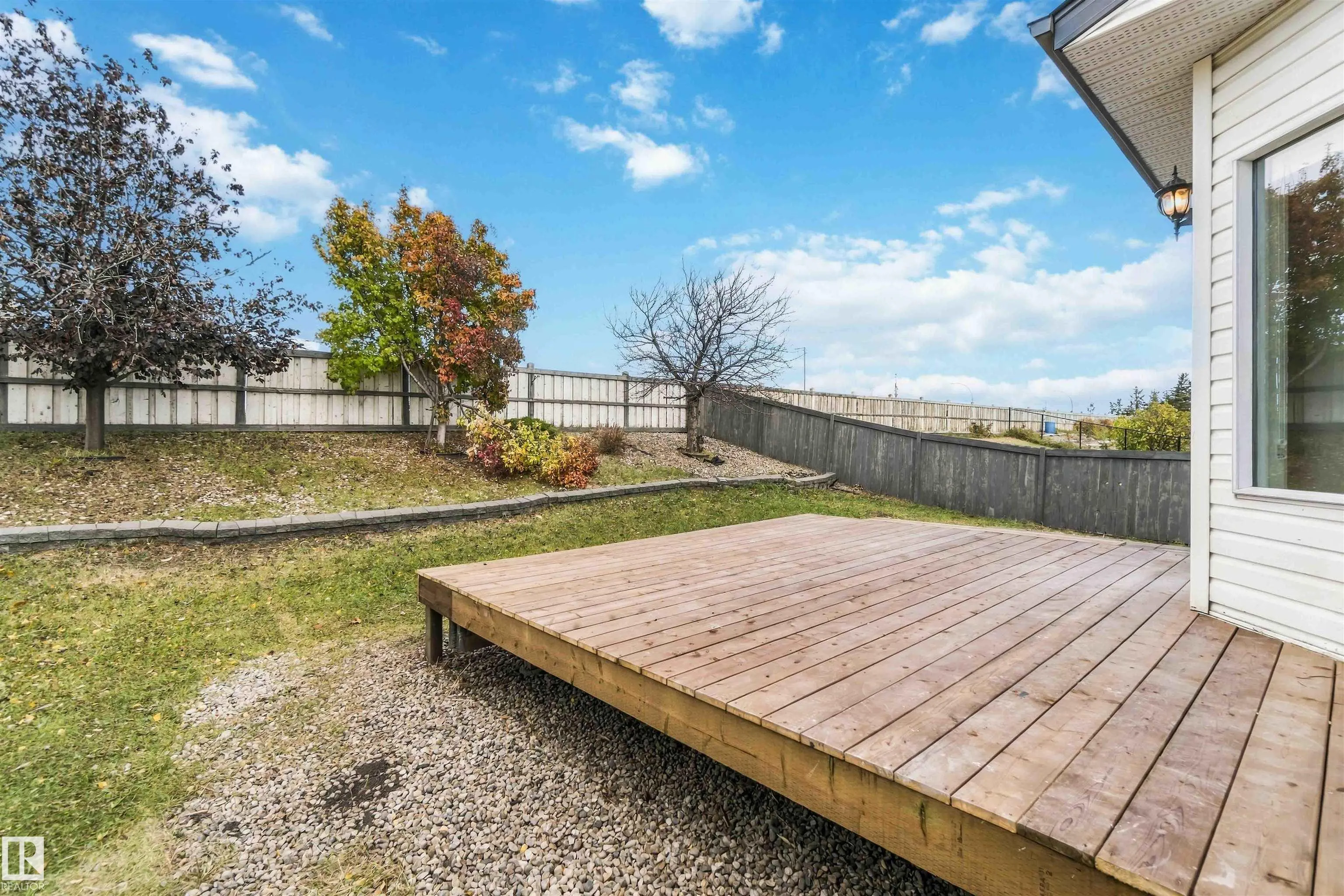 343 JILLINGS Crescent