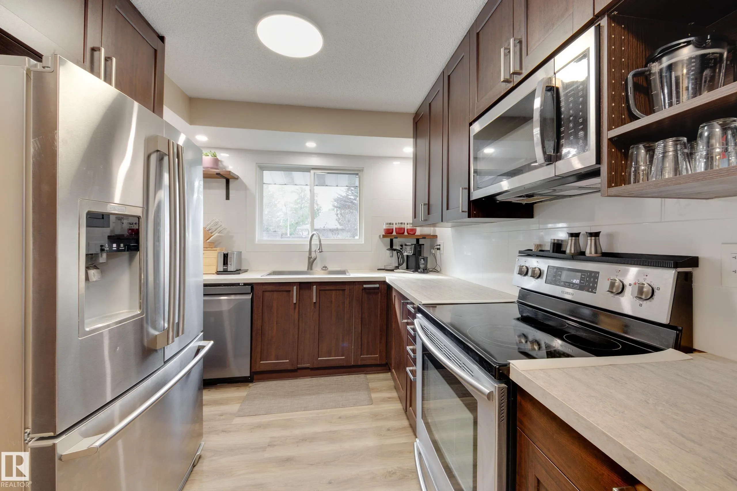 1 ANITA Crescent