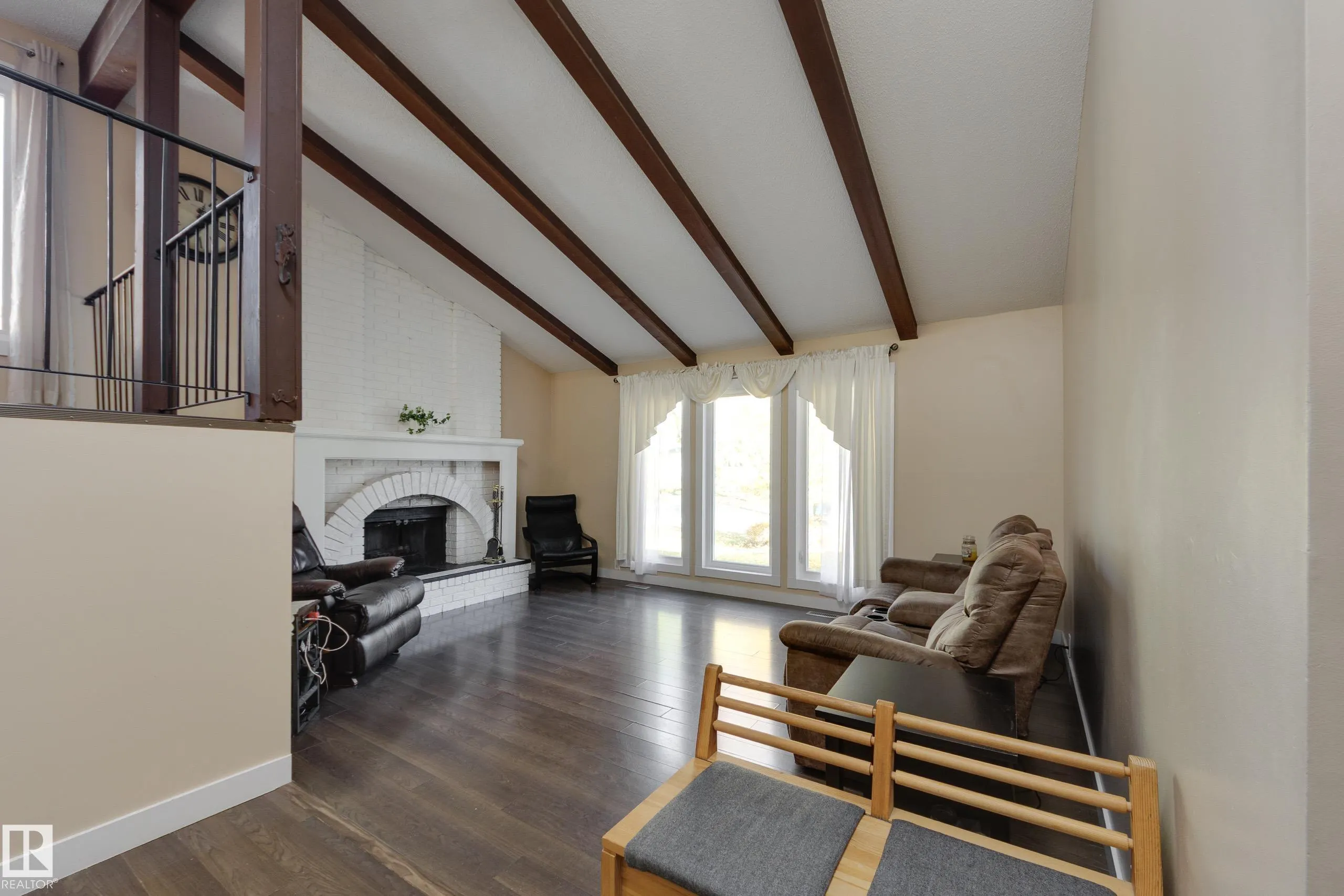 1 ANITA Crescent