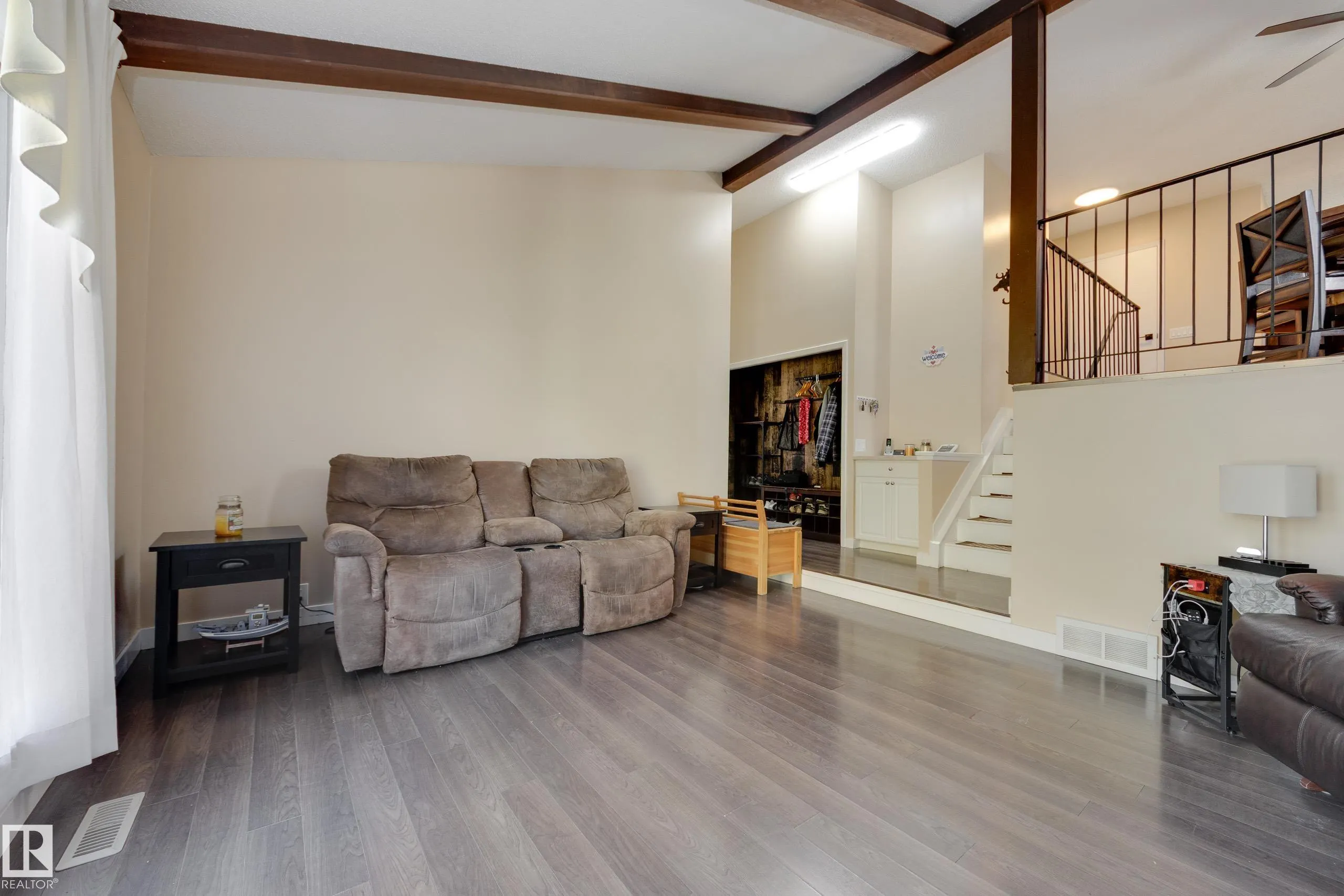 1 ANITA Crescent