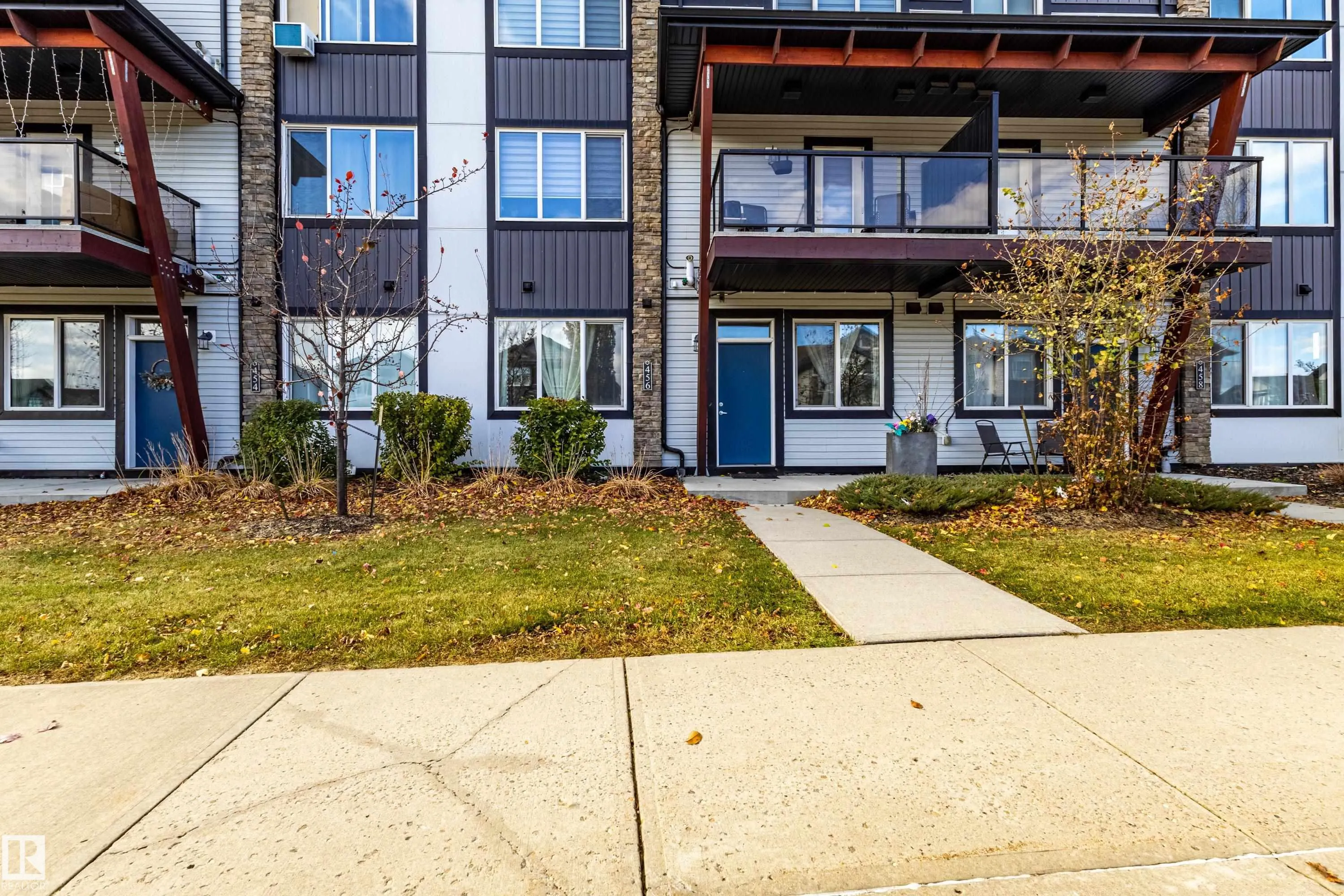 456 ALLARD Boulevard