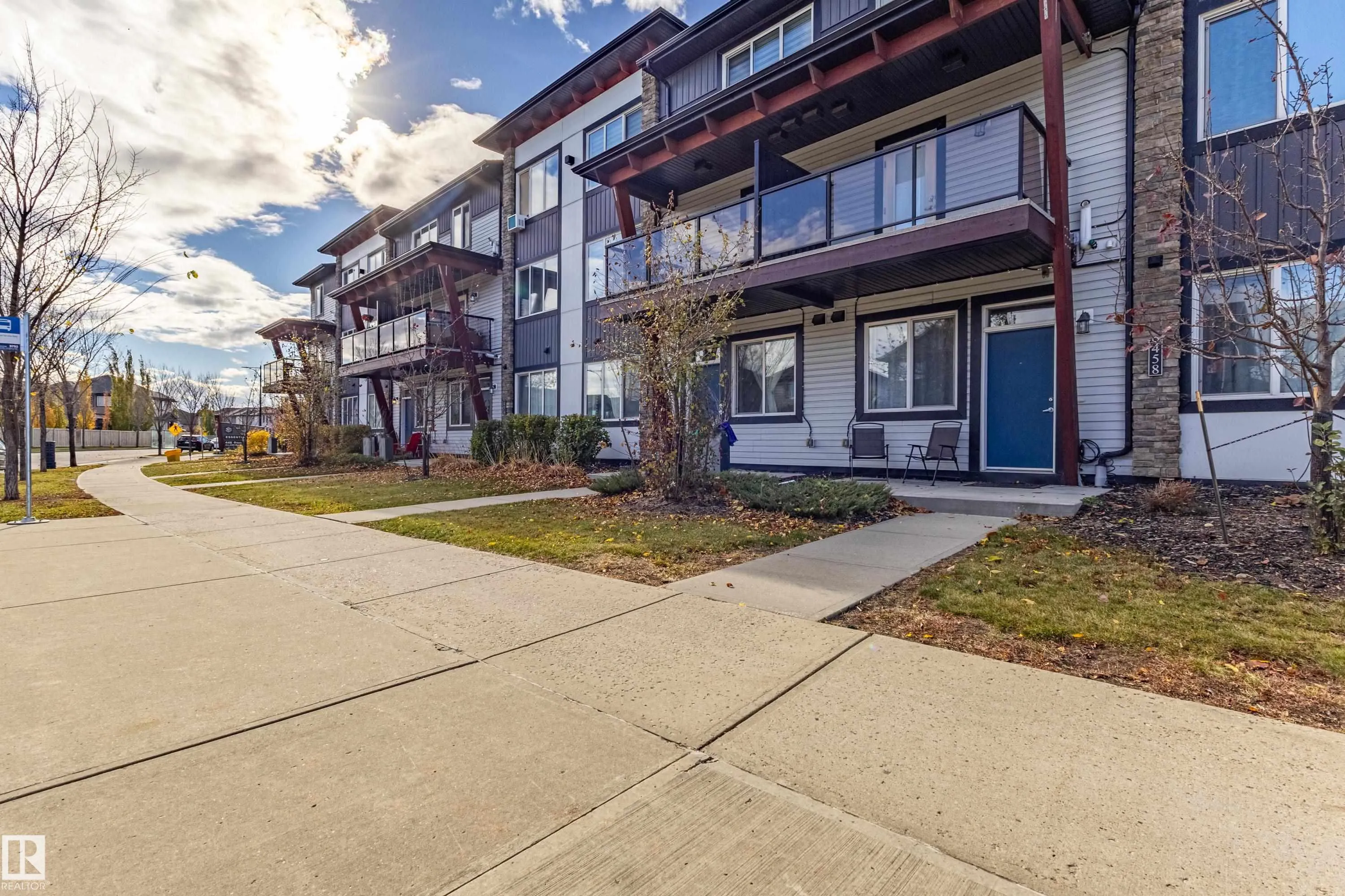 456 ALLARD Boulevard