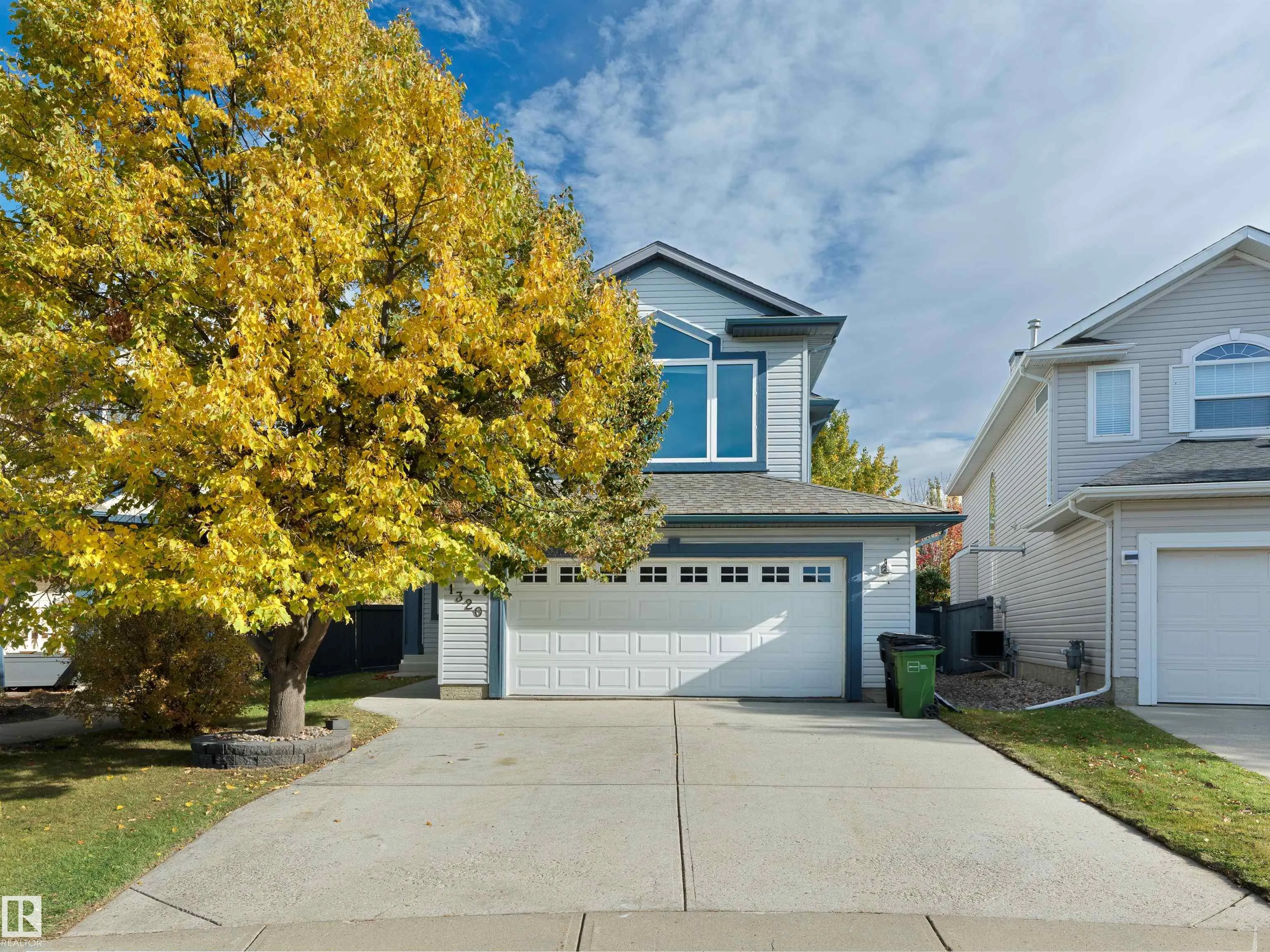 1320 BARNES Close