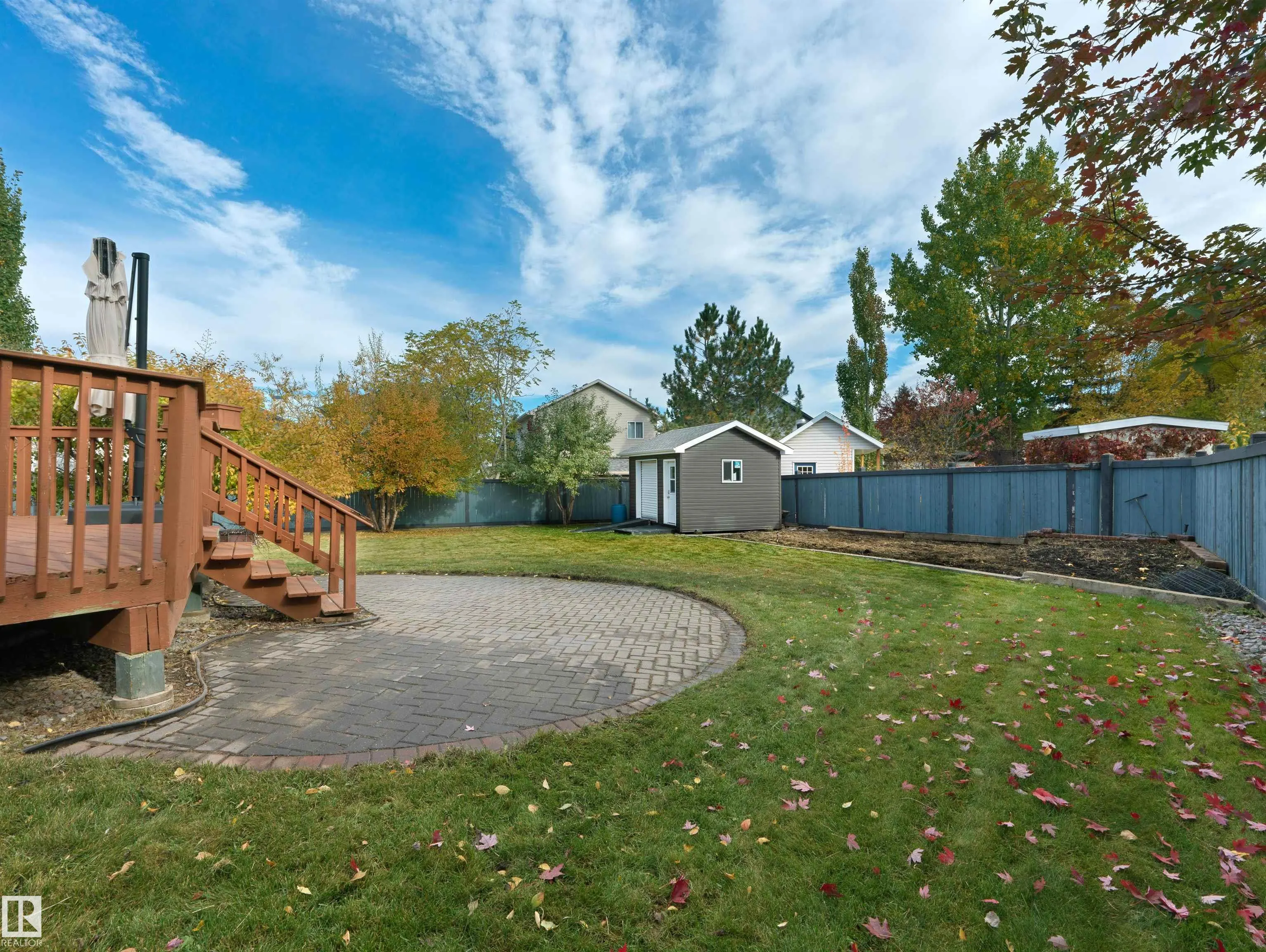 1320 BARNES Close