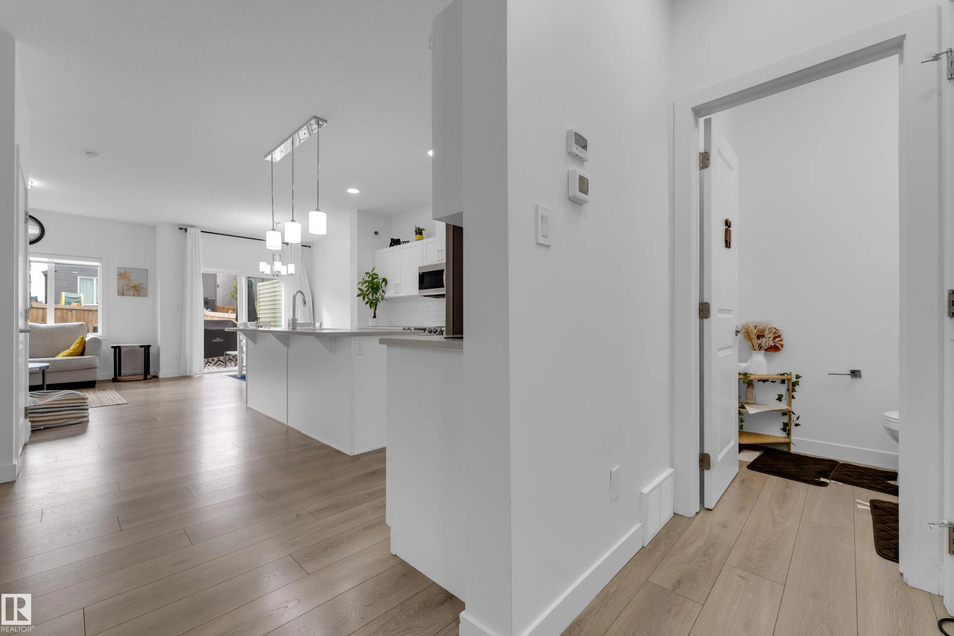 5230 KINNEY Place