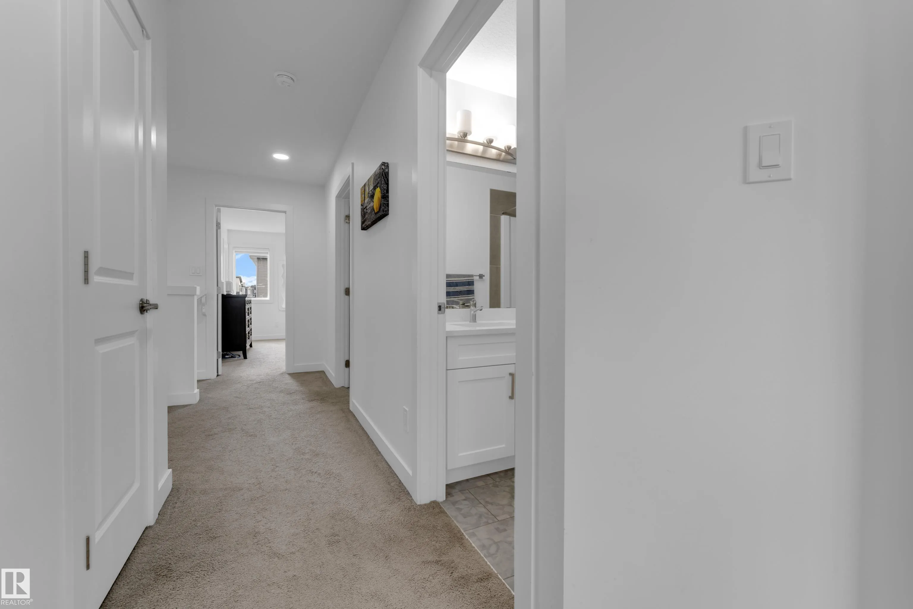5230 KINNEY Place