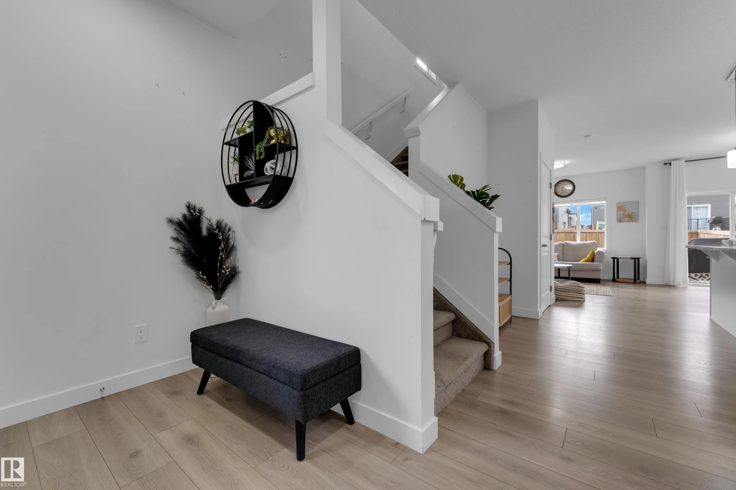 5230 KINNEY Place