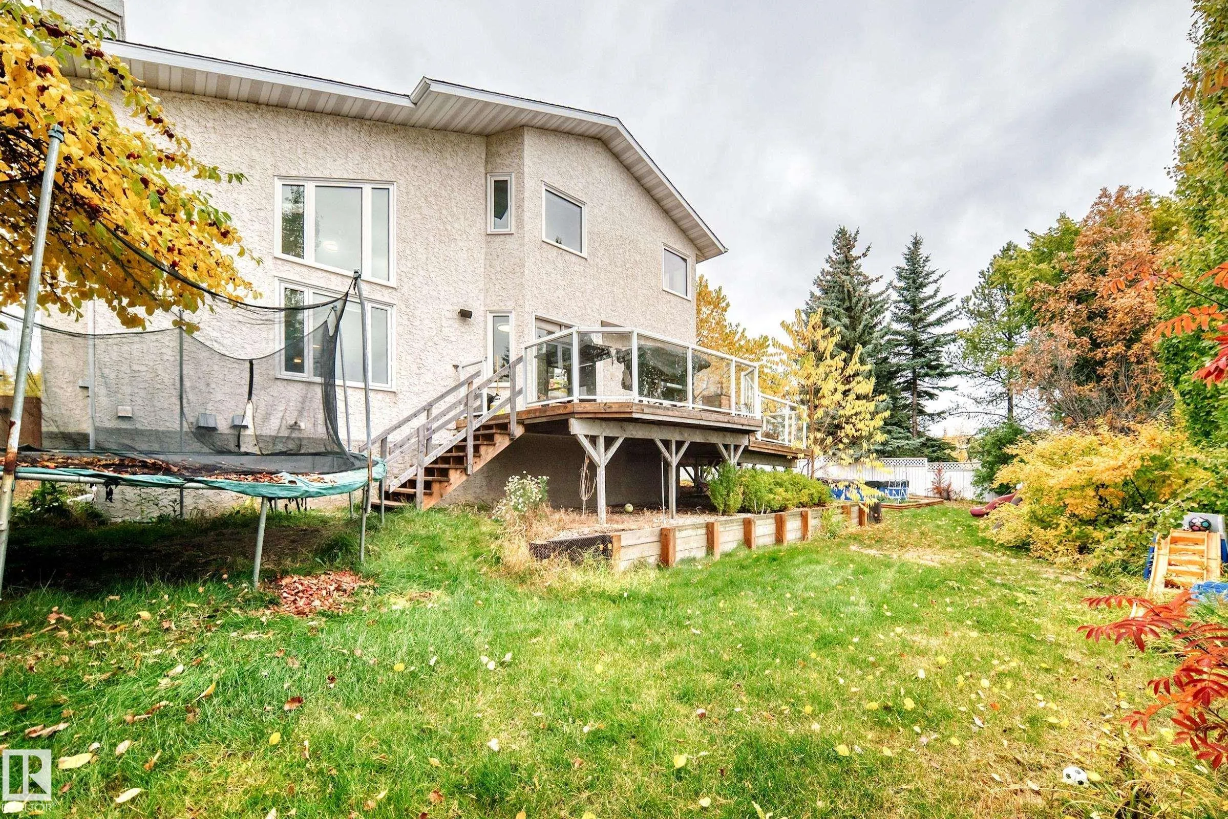 88 HIGHLAND Way