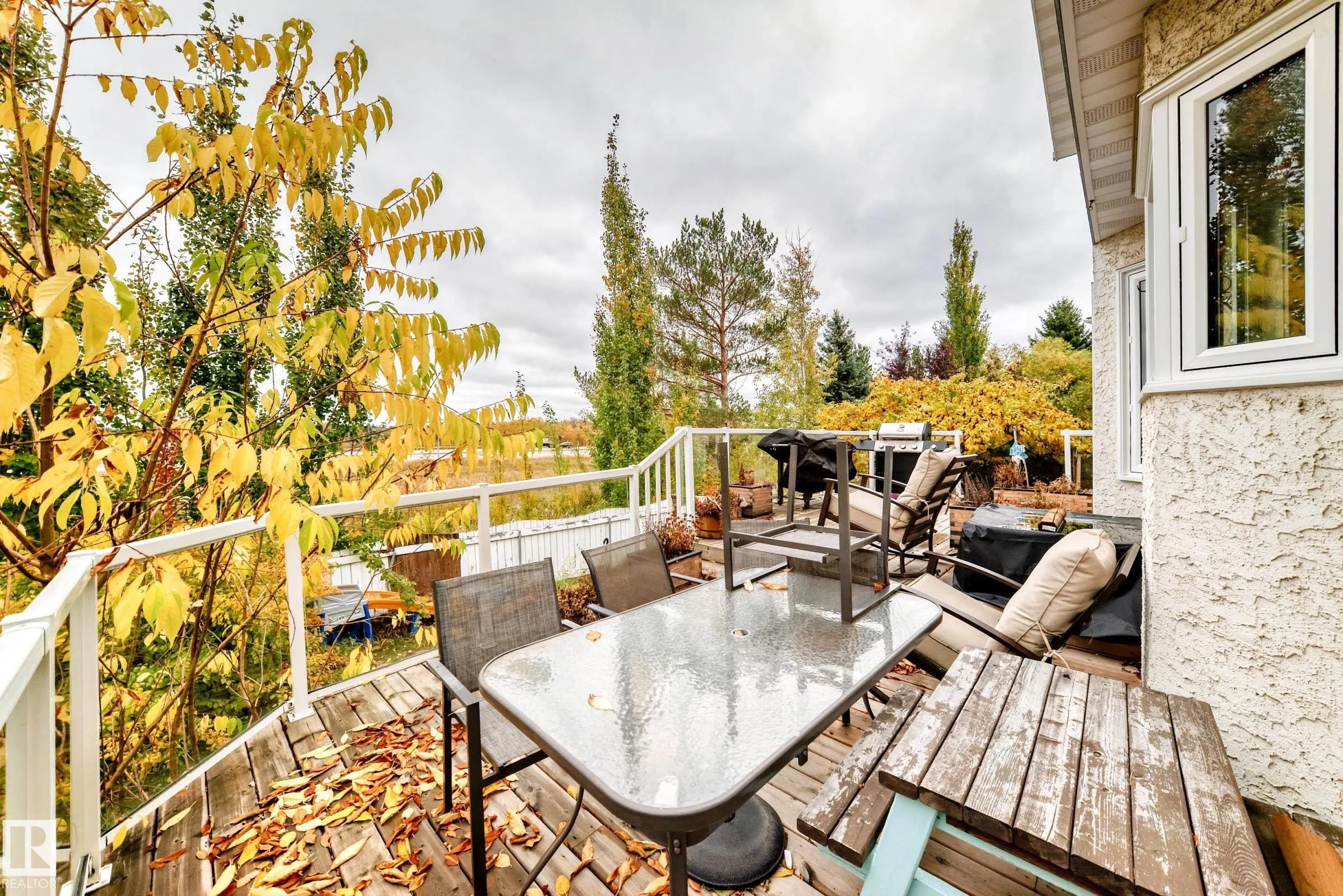 88 HIGHLAND Way