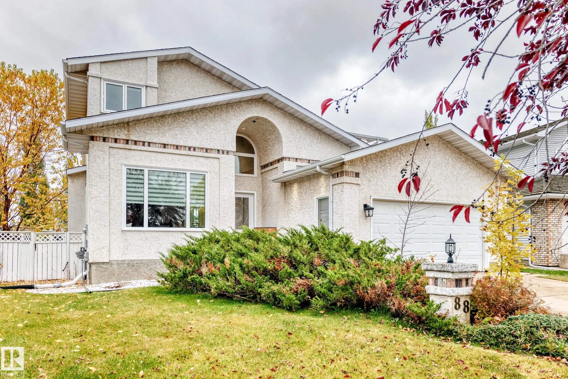 88 HIGHLAND Way