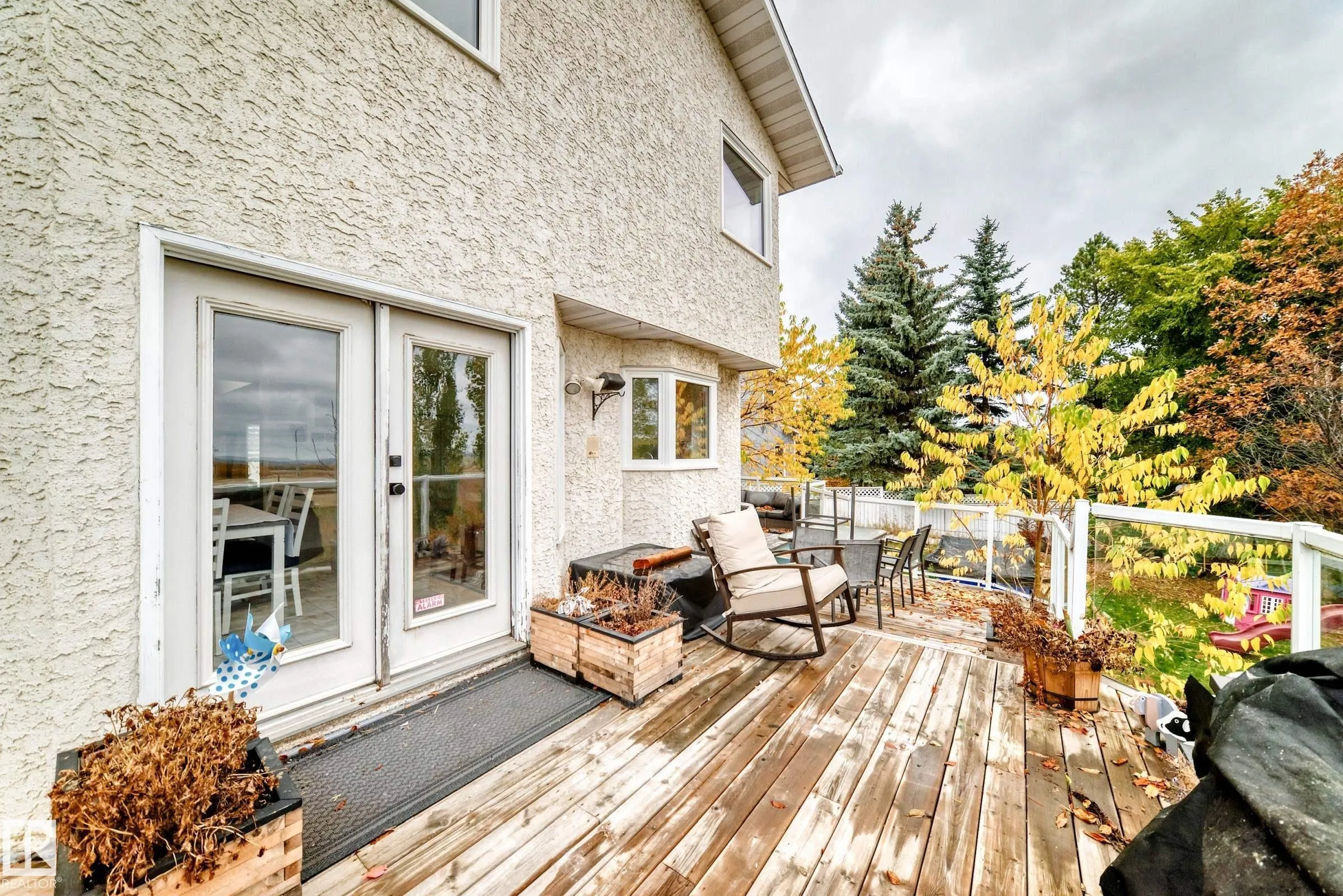 88 HIGHLAND Way