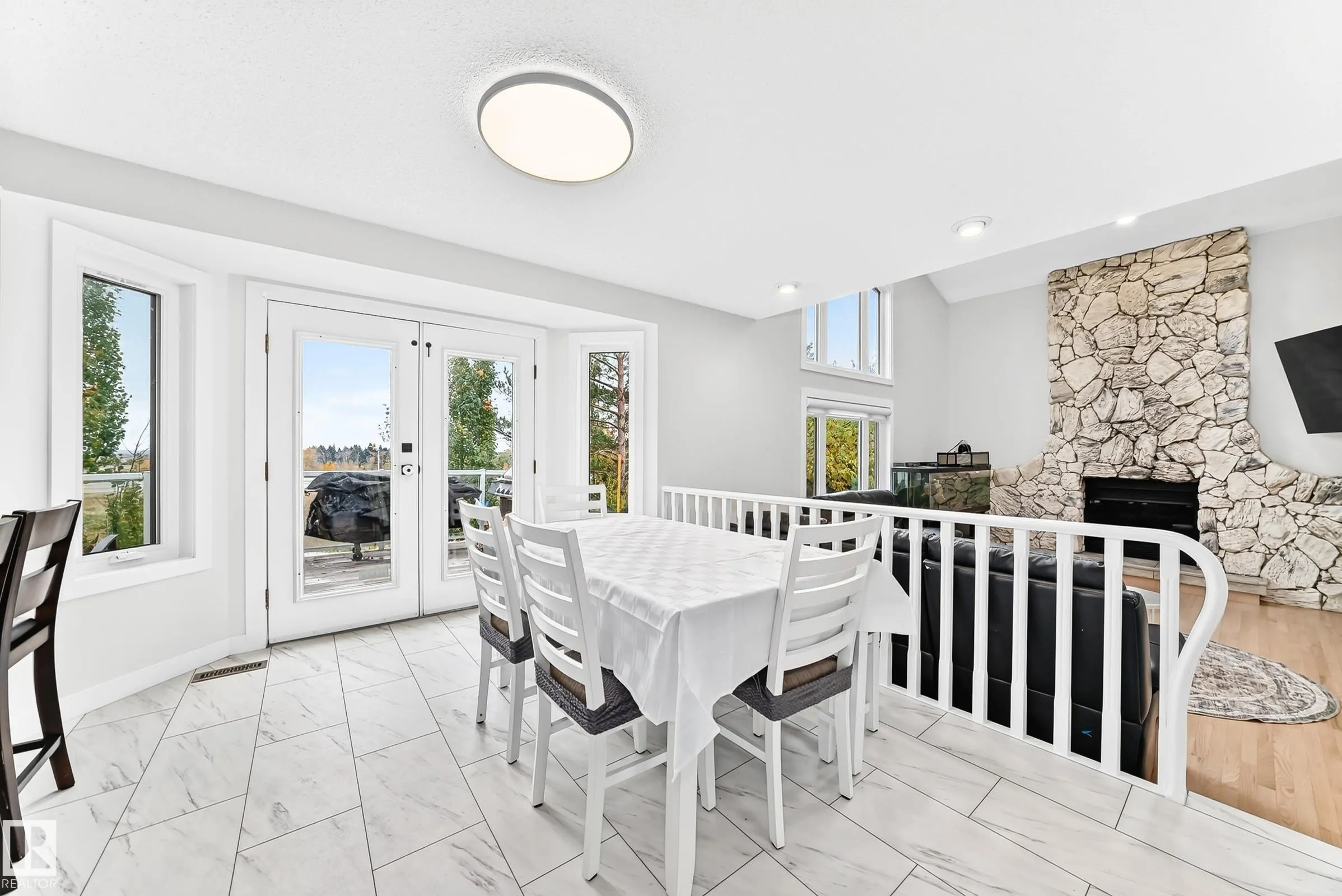 88 HIGHLAND Way