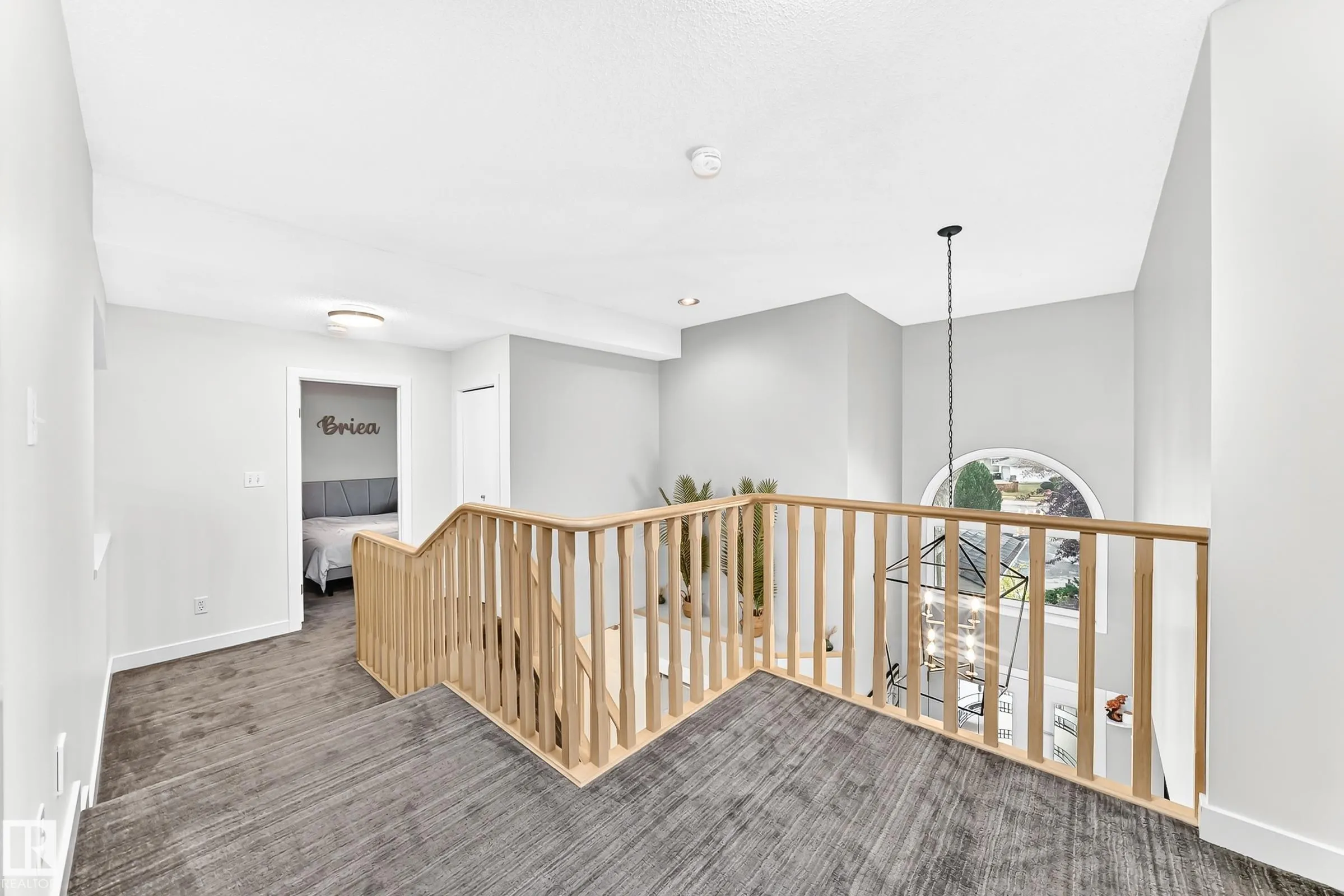 88 HIGHLAND Way