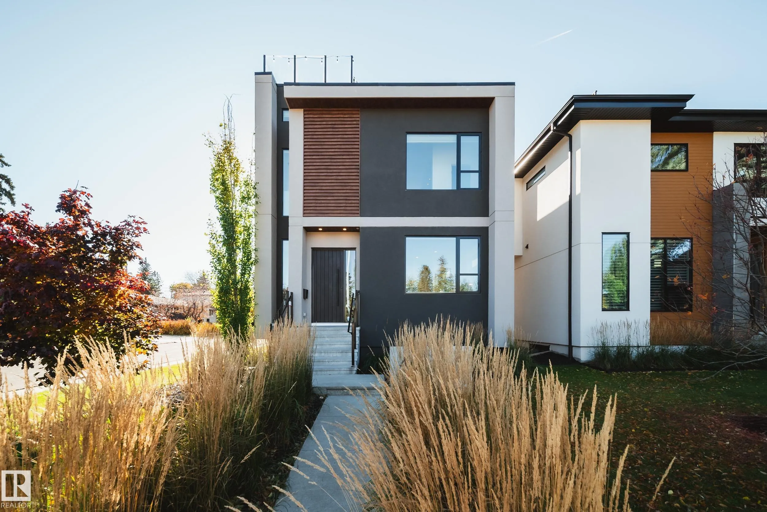 44B VALLEYVIEW Crescent
