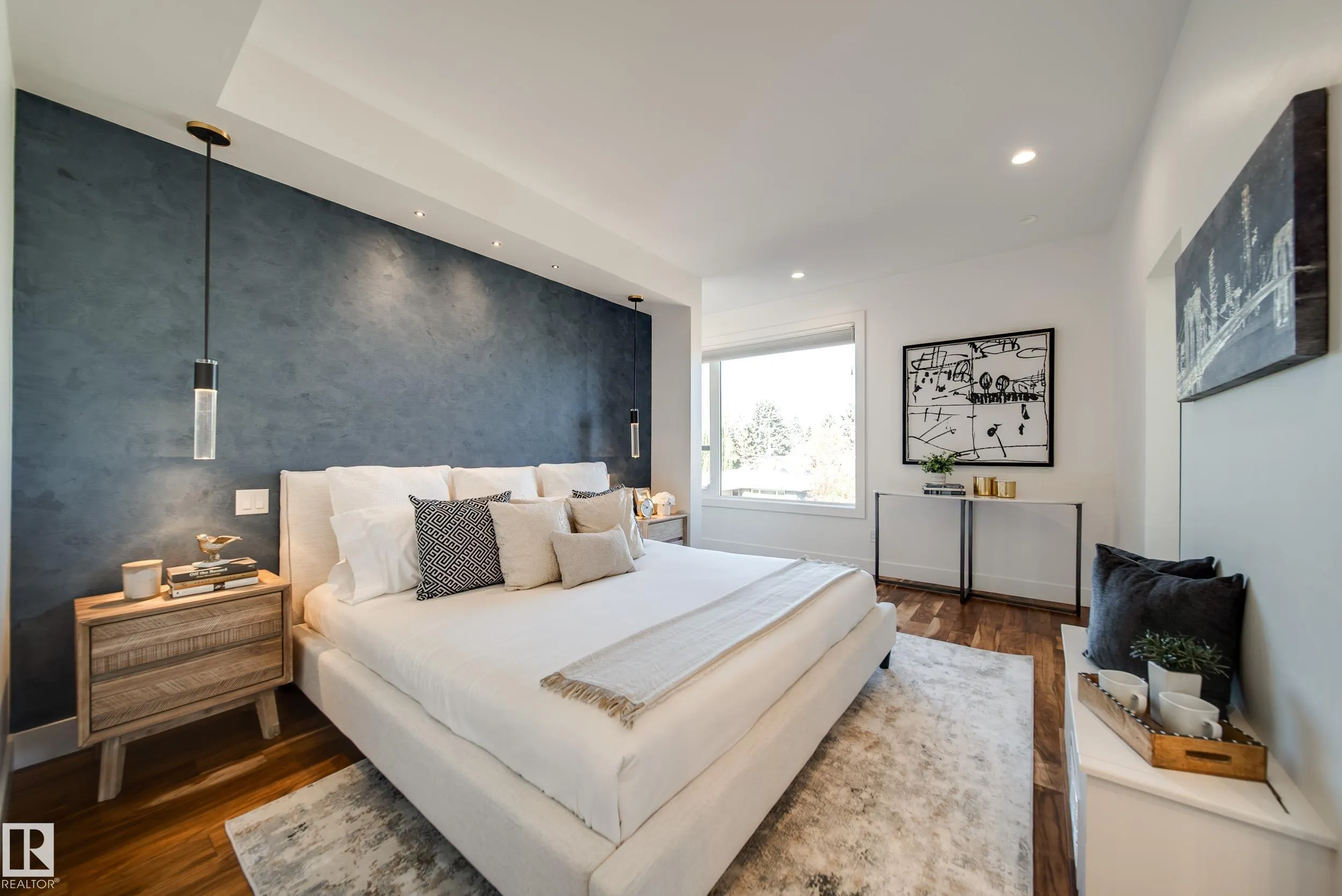 44B VALLEYVIEW Crescent