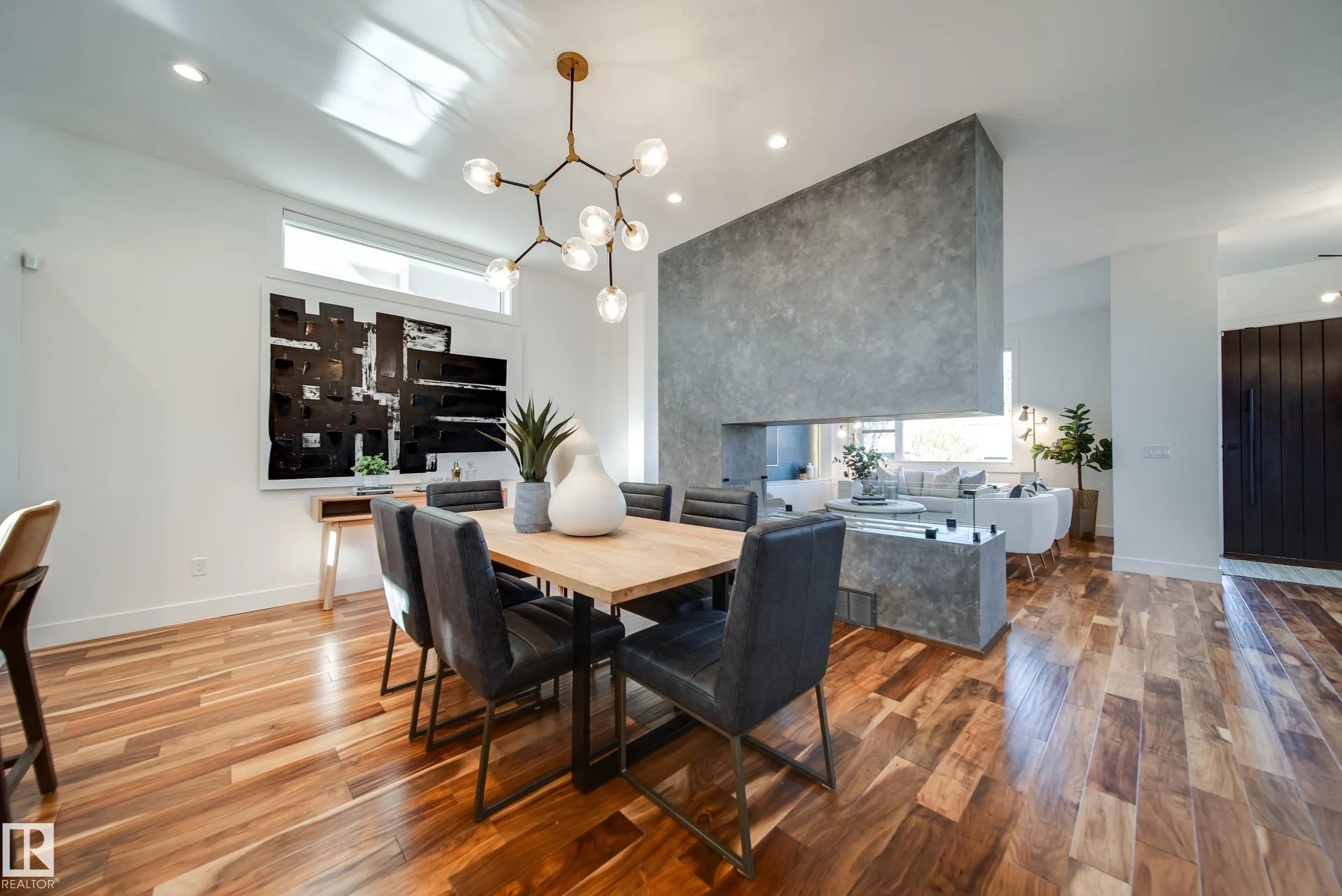 44B VALLEYVIEW Crescent