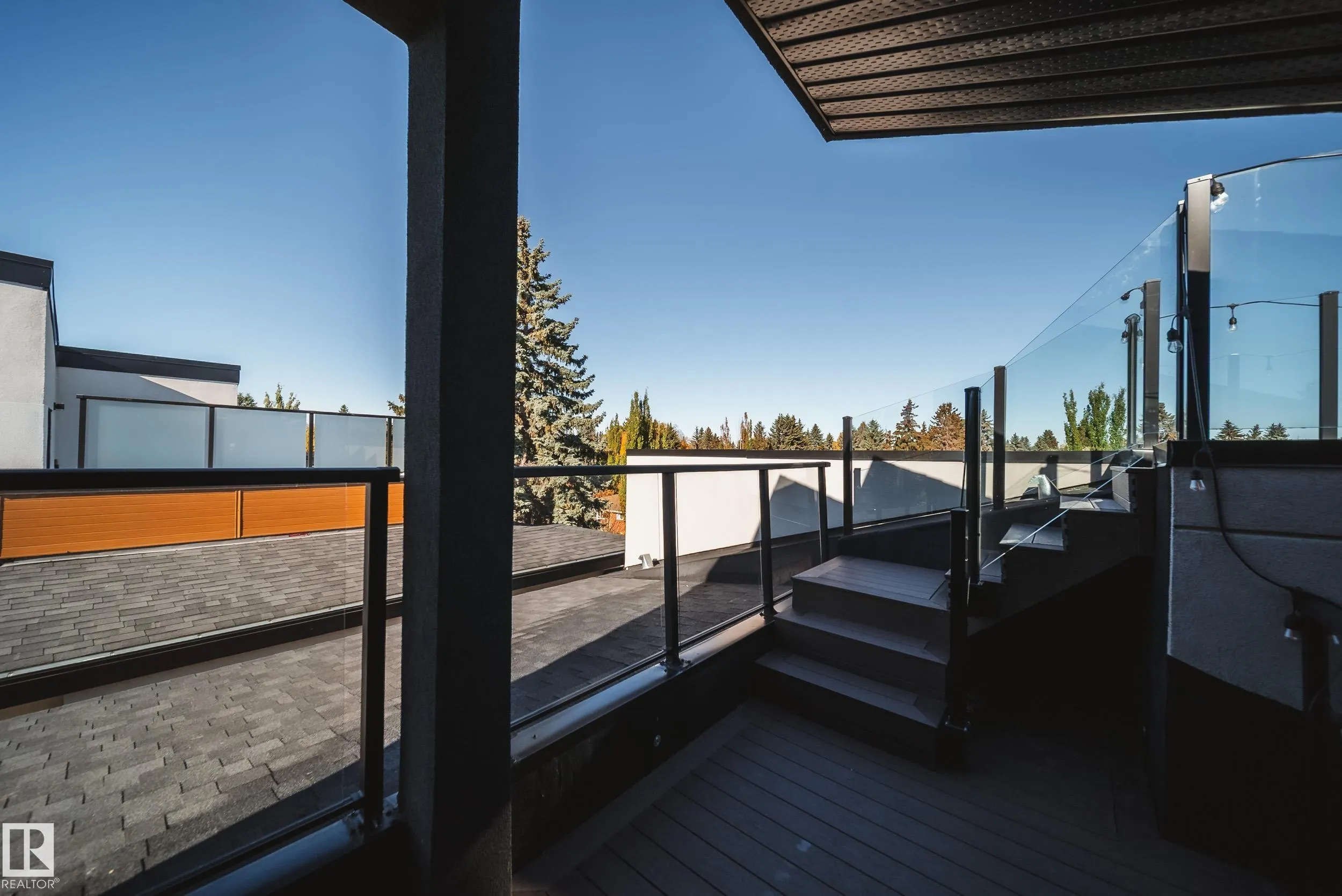 44B VALLEYVIEW Crescent