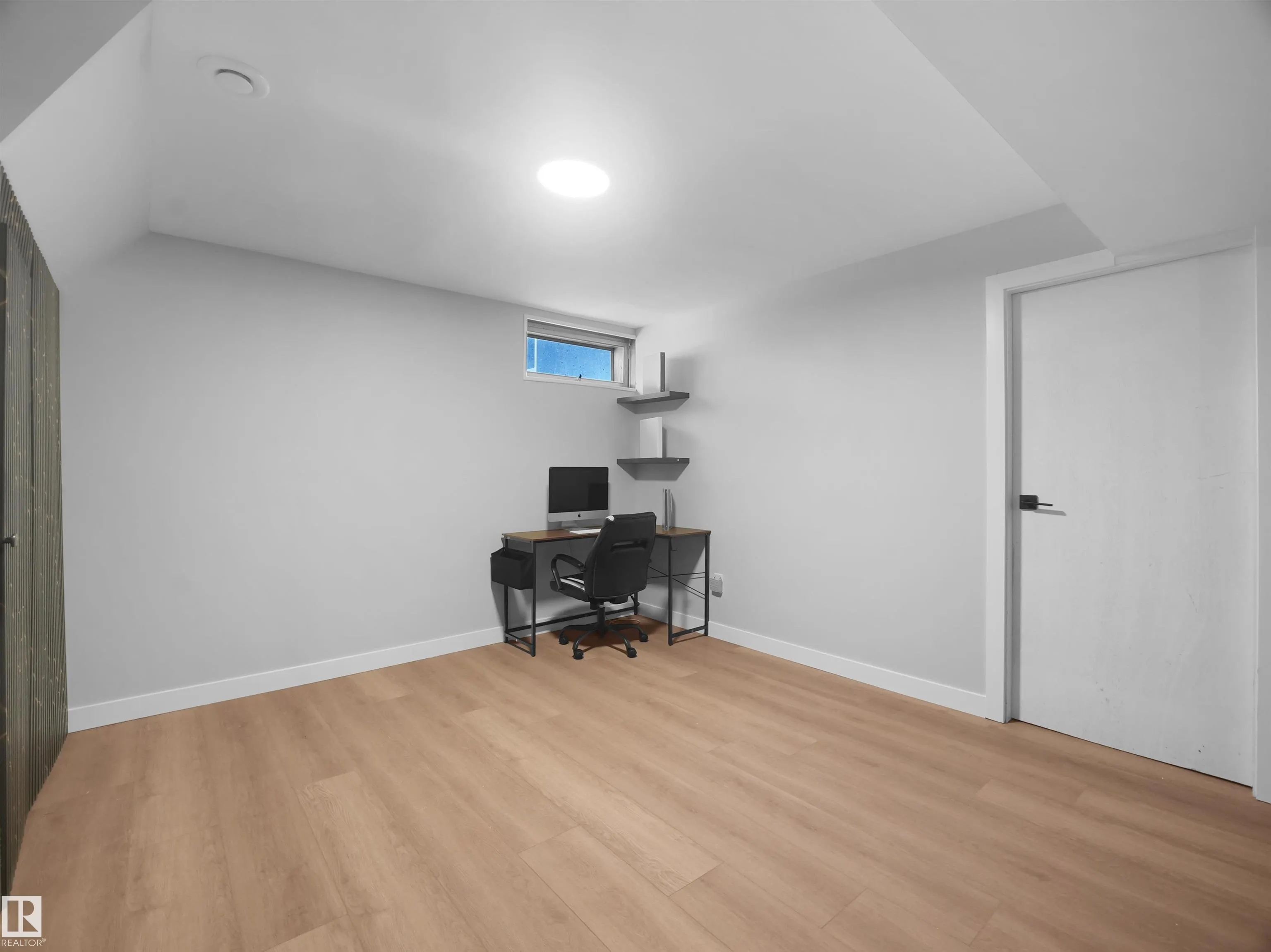 53 RAVEN Drive