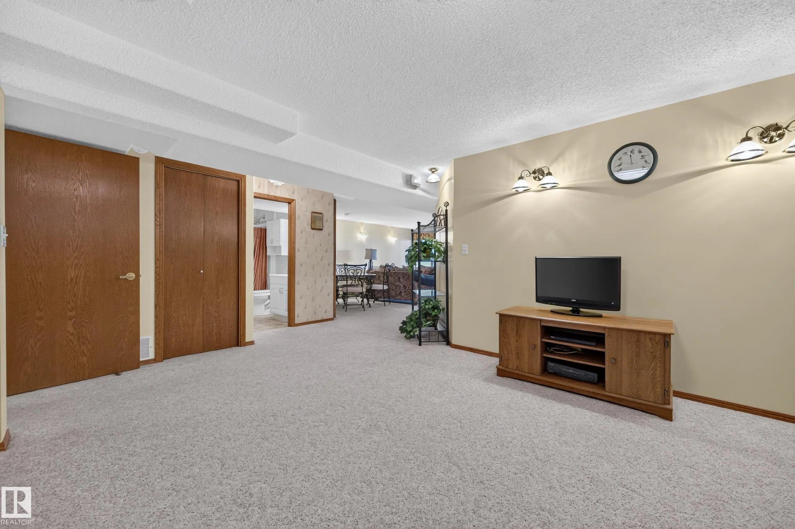 65 CRANFORD Drive