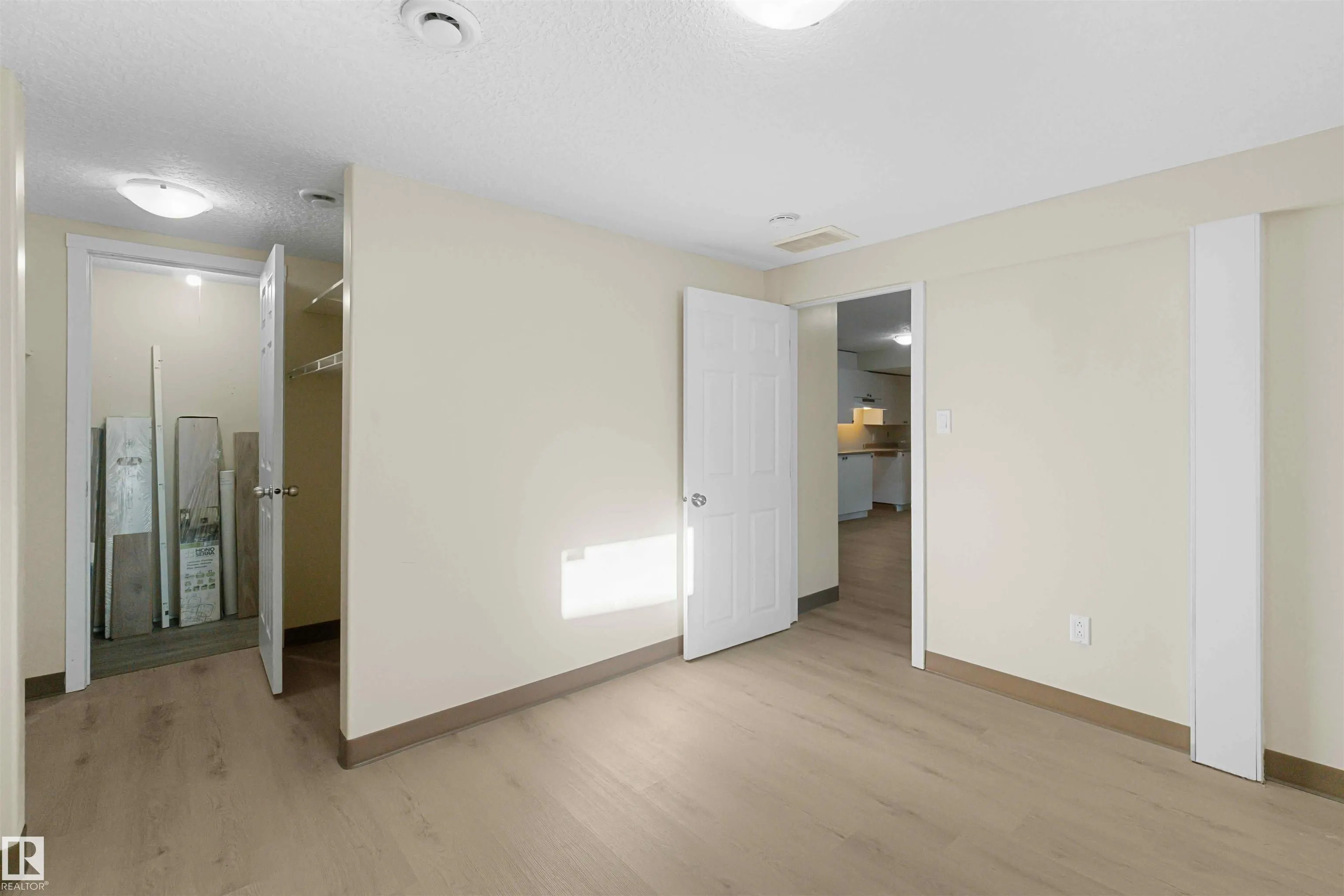 460 GIBB Wynd