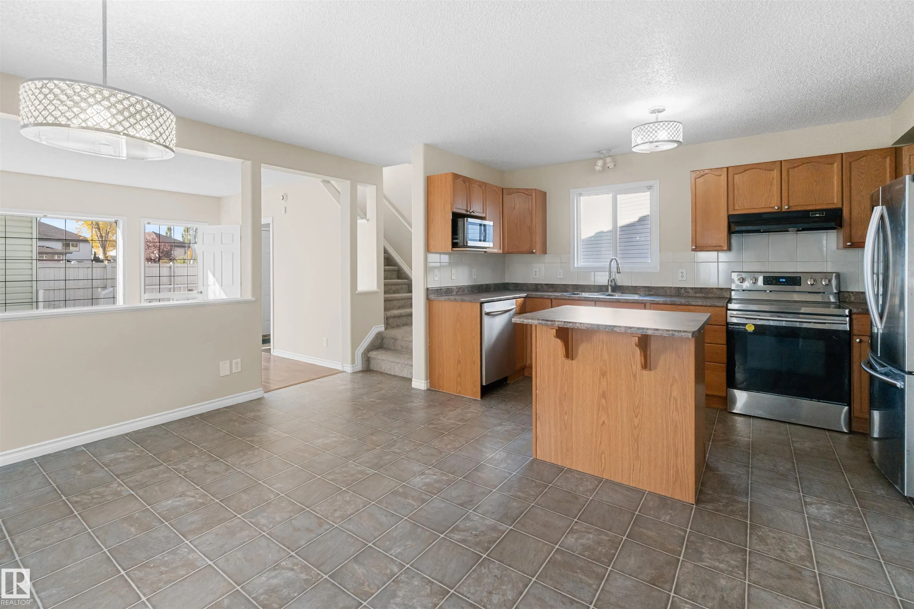460 GIBB Wynd