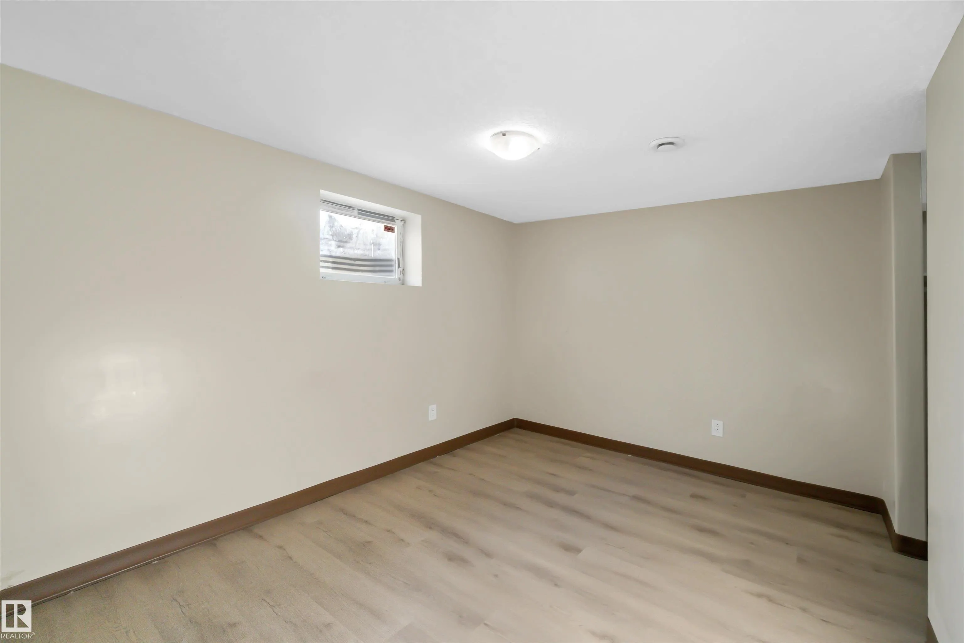 460 GIBB Wynd