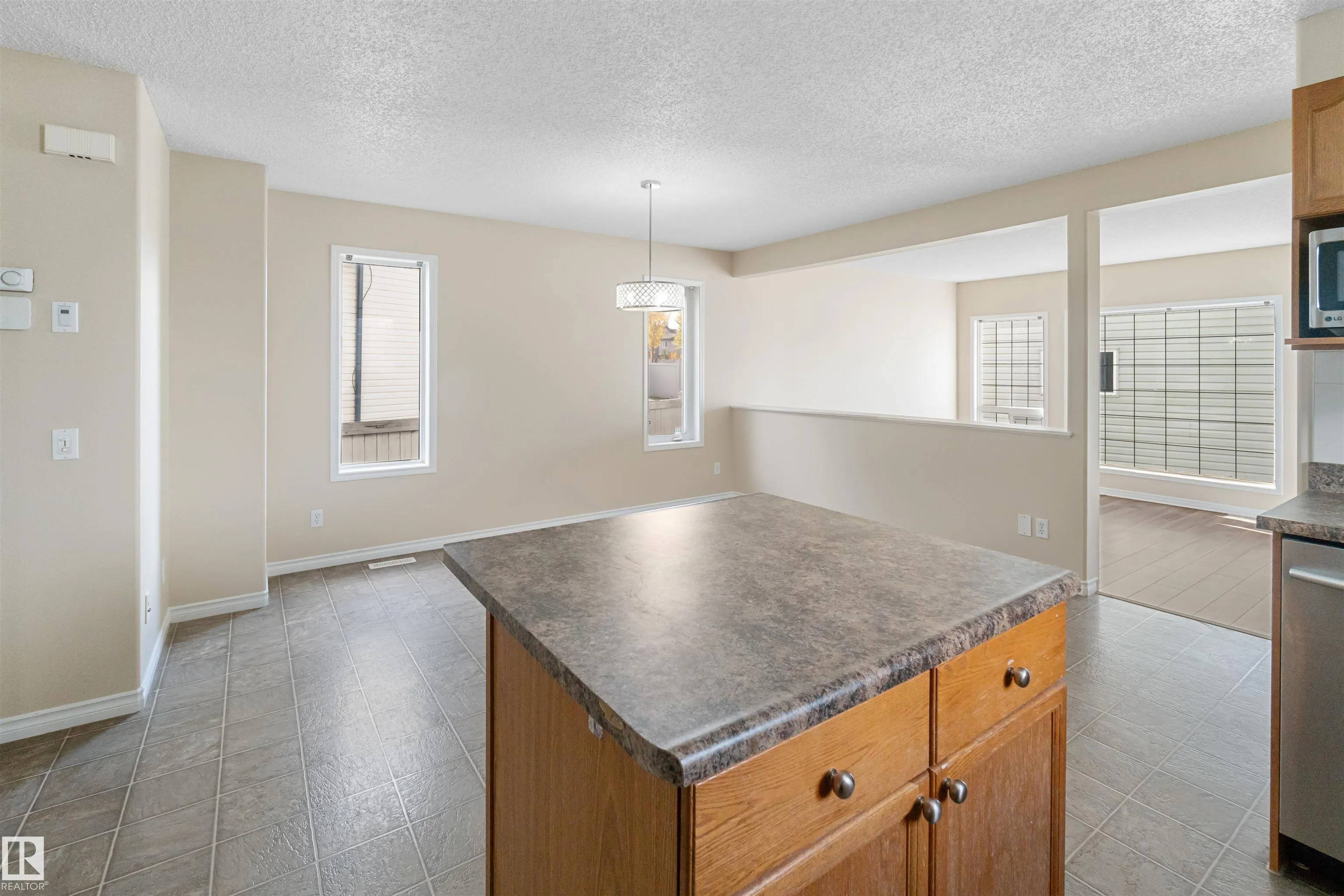 460 GIBB Wynd