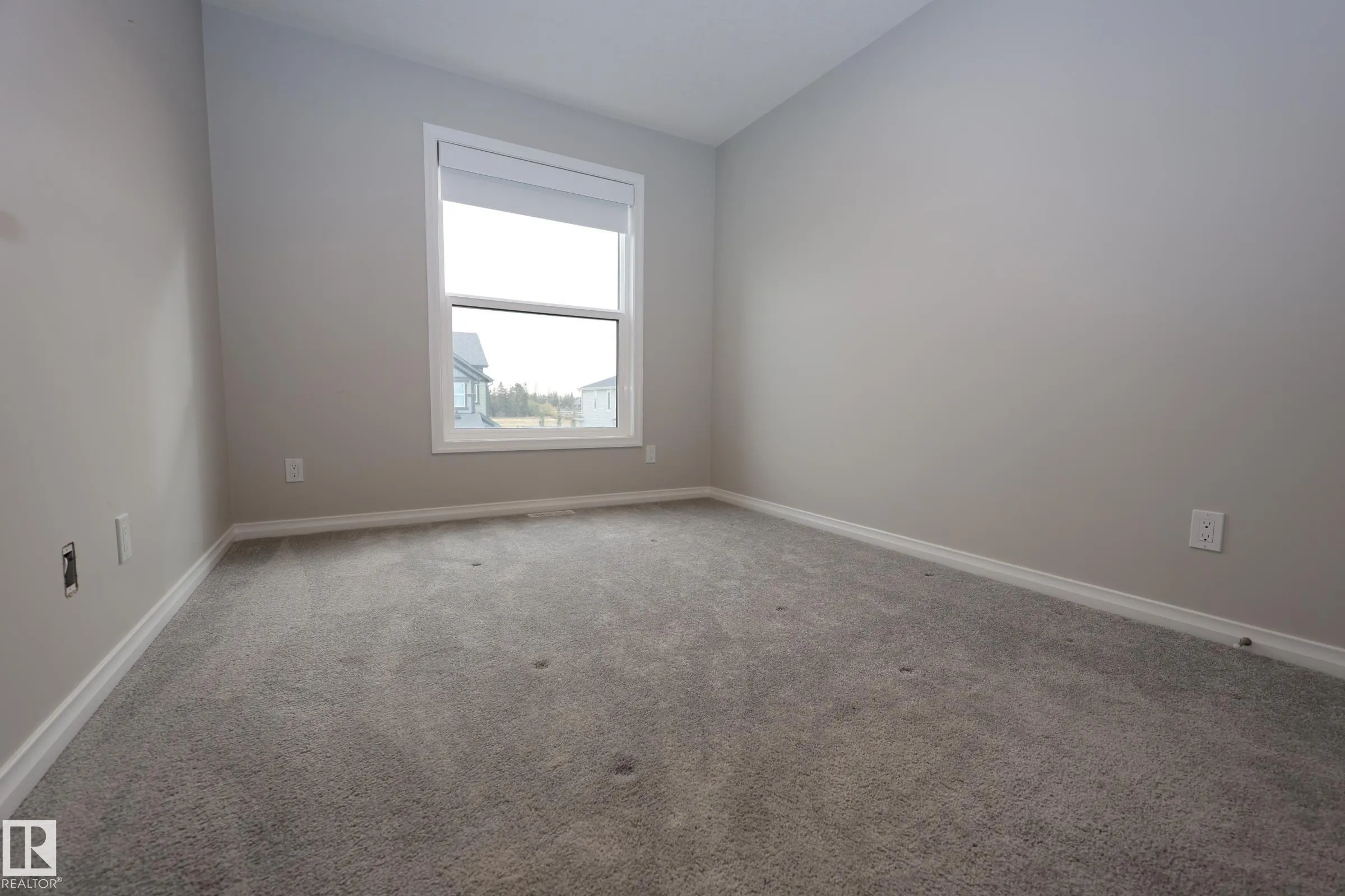 30 NETTLE Crescent