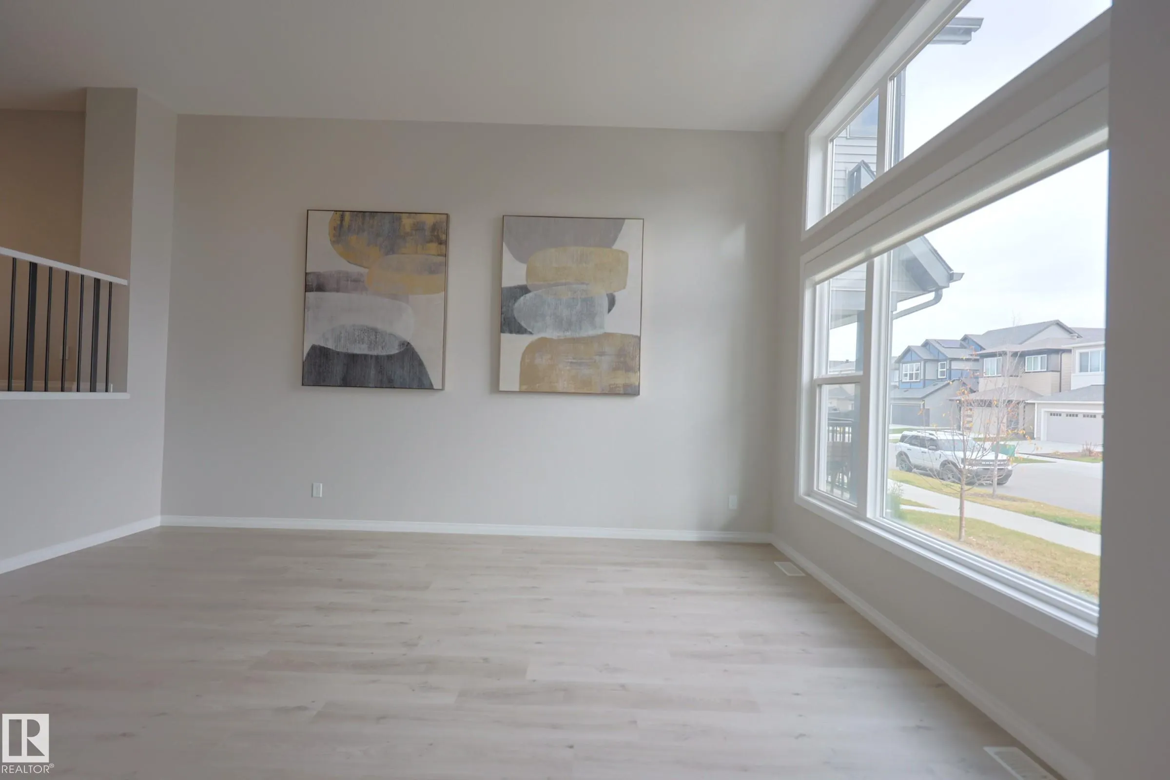 30 NETTLE Crescent
