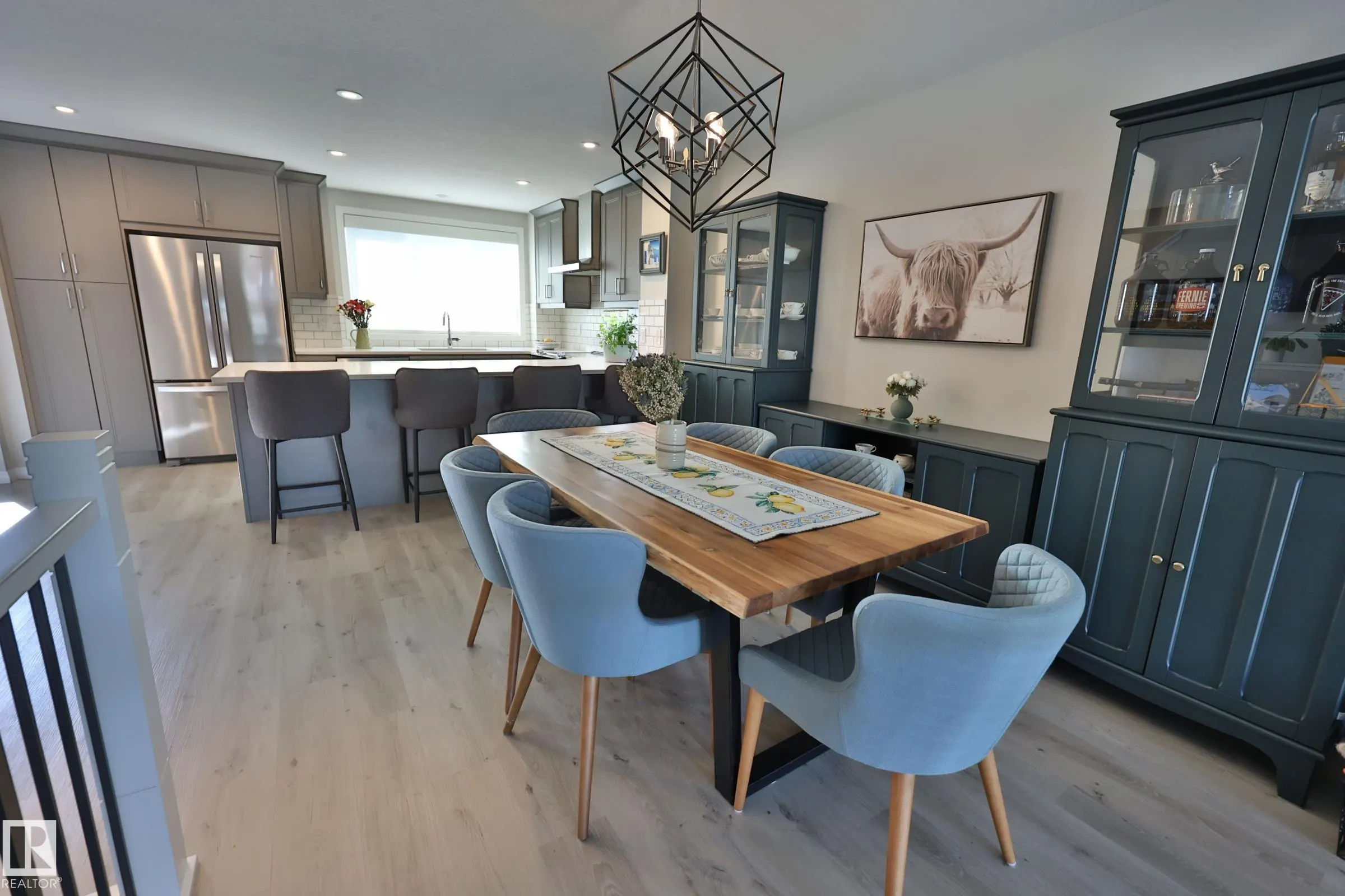 30 NETTLE Crescent